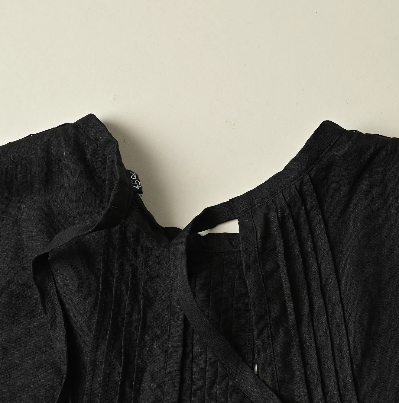 45R(フォーティファイブアール) |リネンのピンタックレースノースリーブトップ