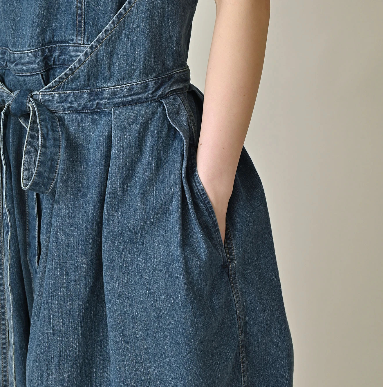 45R(フォーティファイブアール) |麦比古デニムのラップドレス（淡）