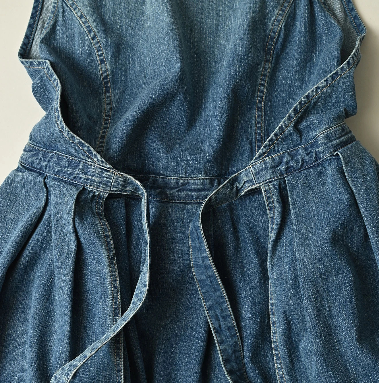 45R(フォーティファイブアール) |麦比古デニムのラップドレス（淡）