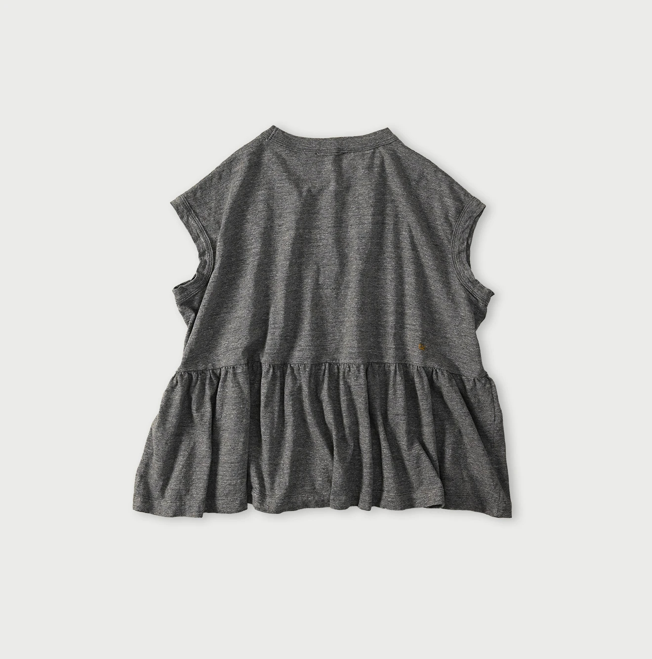 45R(フォーティファイブアール) |ピッコロゴプリントのギャザーＭキャミ（トップ）