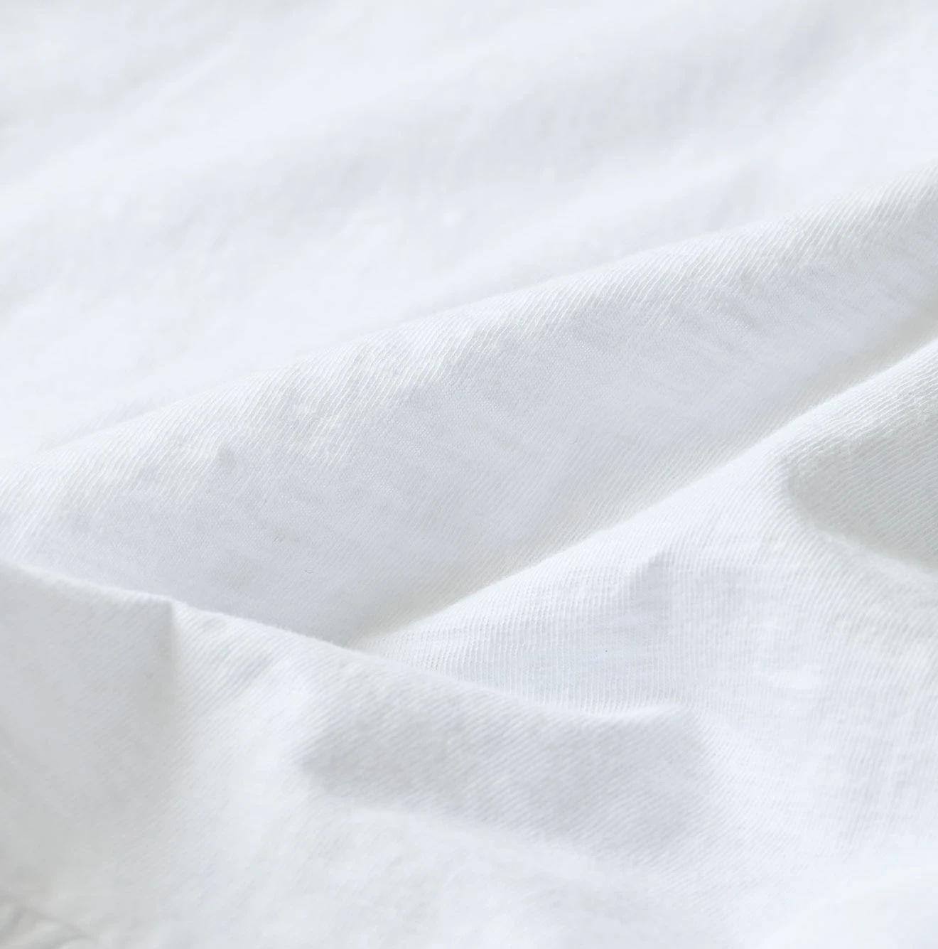 45R(フォーティファイブアール) |細フツラロゴプリントのギャザーMキャミ