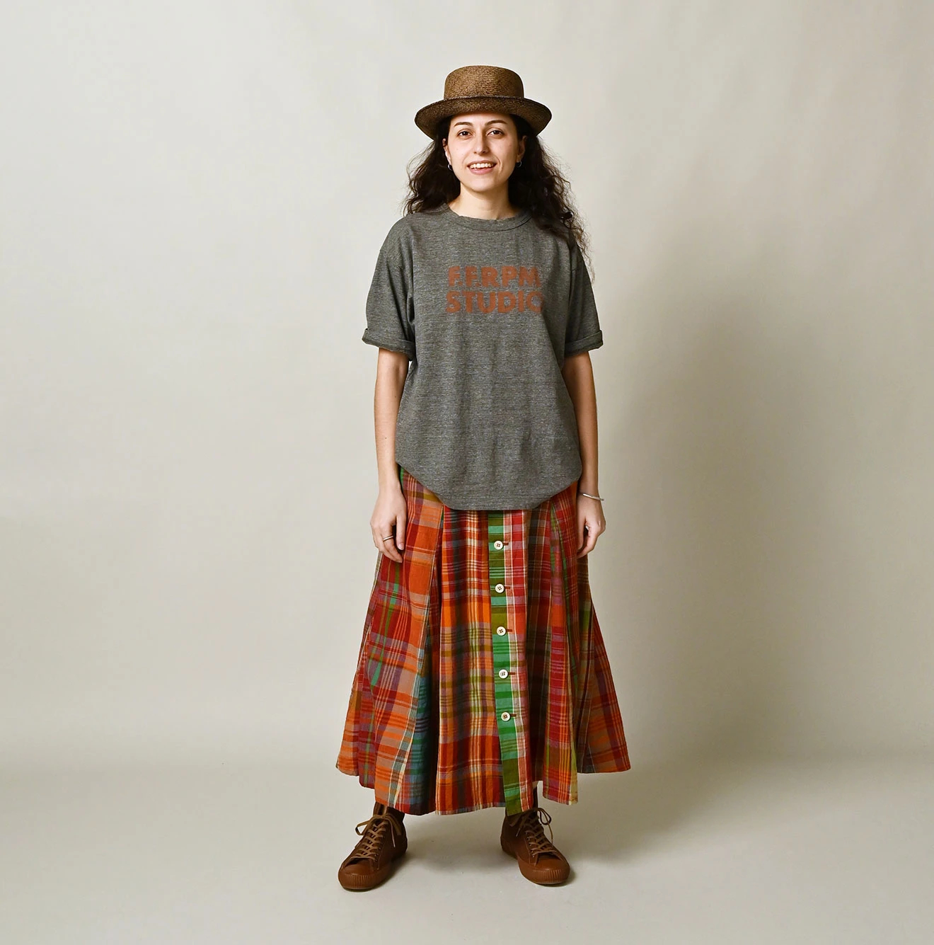 45R(フォーティファイブアール) |ボールドロゴプリントの908オーシャンTシャツ（トップ）