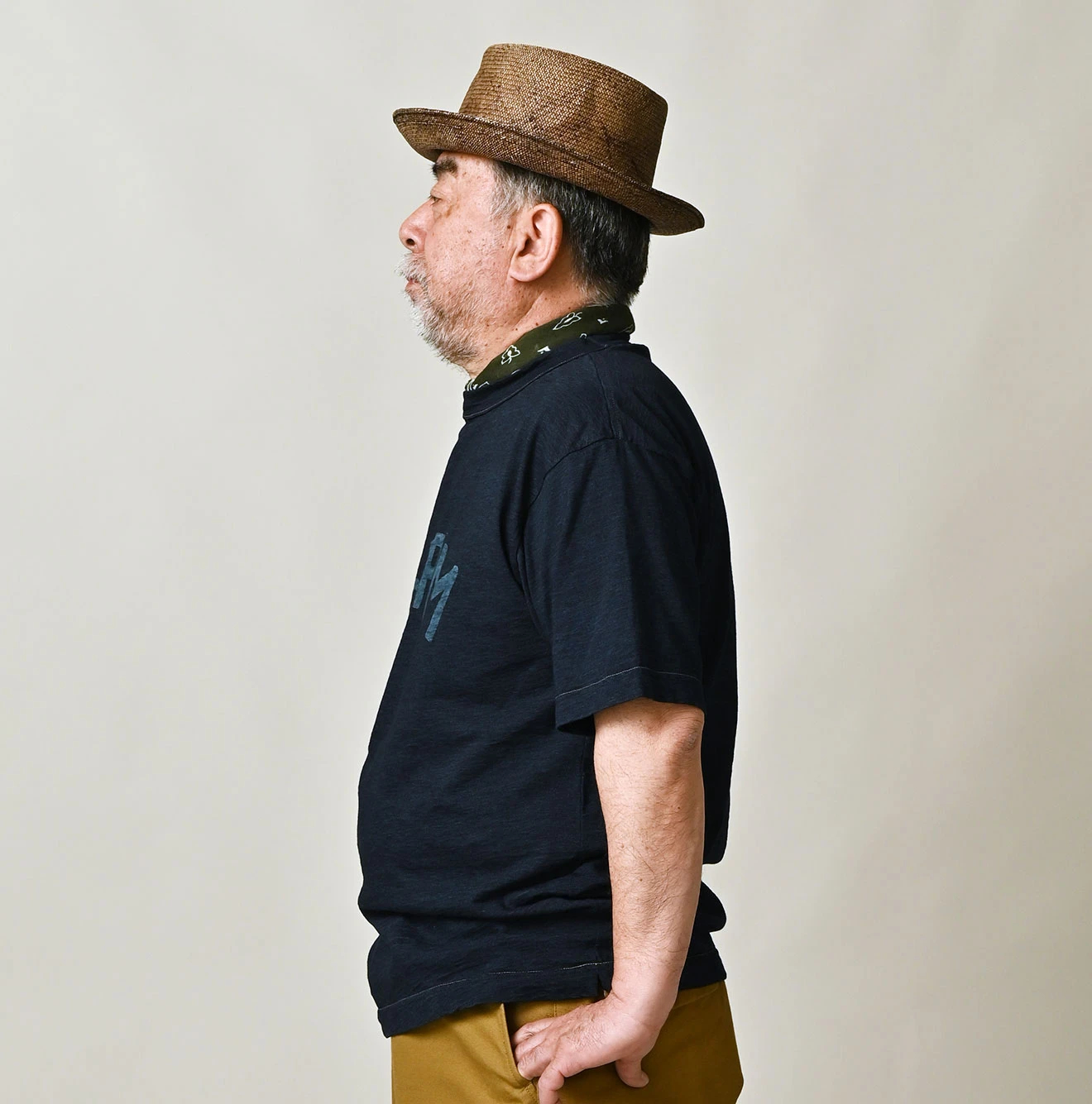 45R(フォーティファイブアール) |ビッグロゴプリントの908Tシャツ（インディゴ）