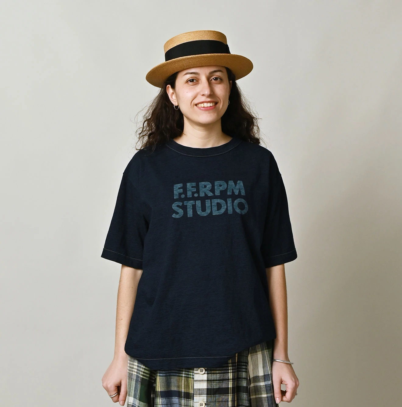 45R(フォーティファイブアール) |ボールドロゴプリントの908オーシャンTシャツ（インディゴ）