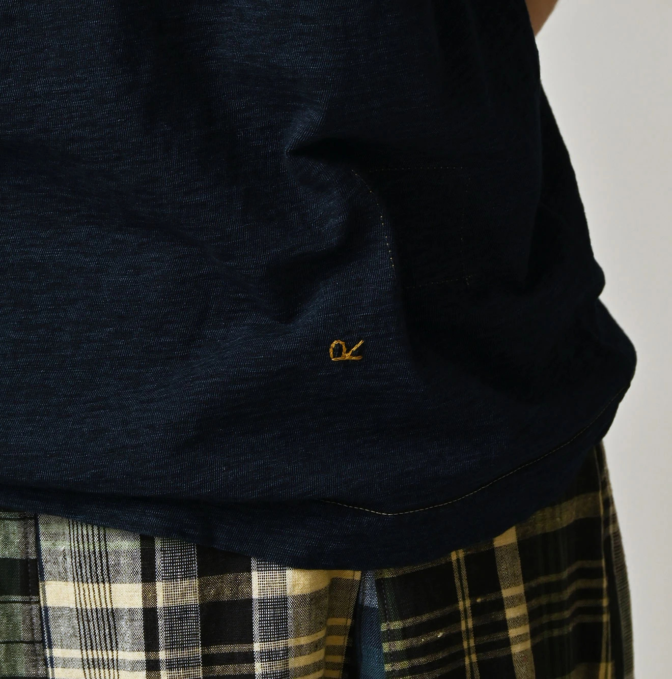 45R(フォーティファイブアール) |ボールドロゴプリントの908オーシャンTシャツ（インディゴ）