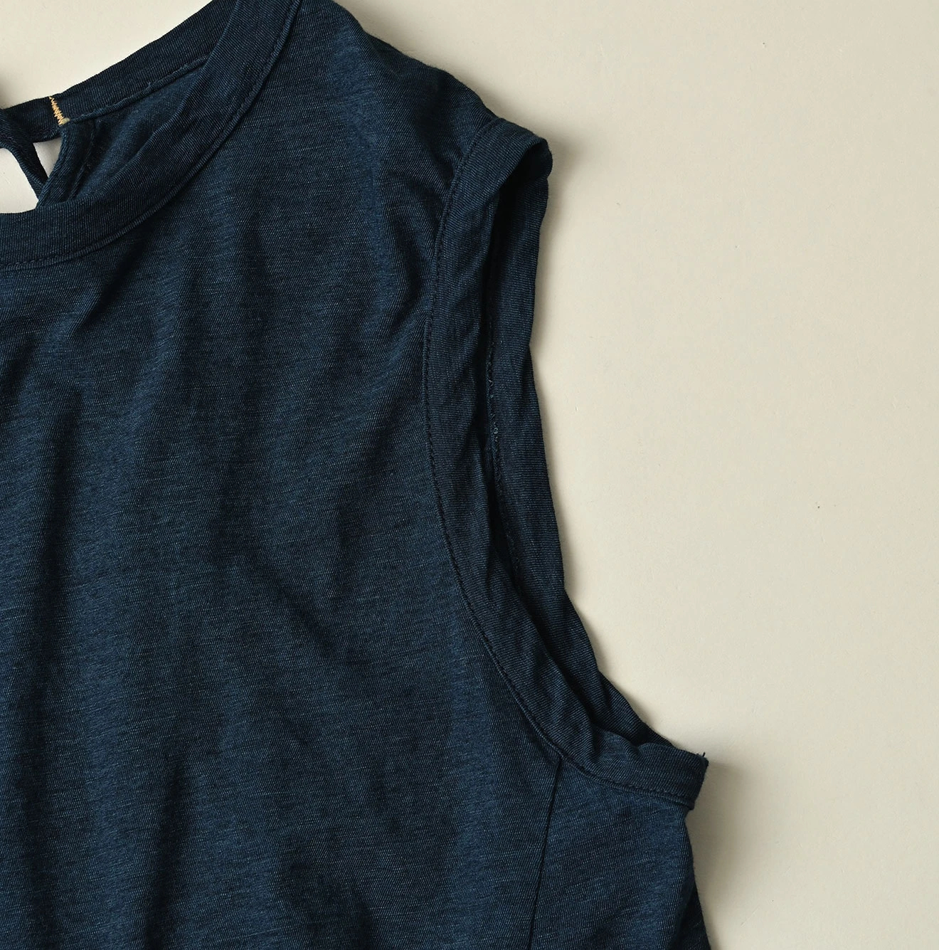 45R(フォーティファイブアール) |ガーゼ天竺のフレアキャミ（インディゴ）