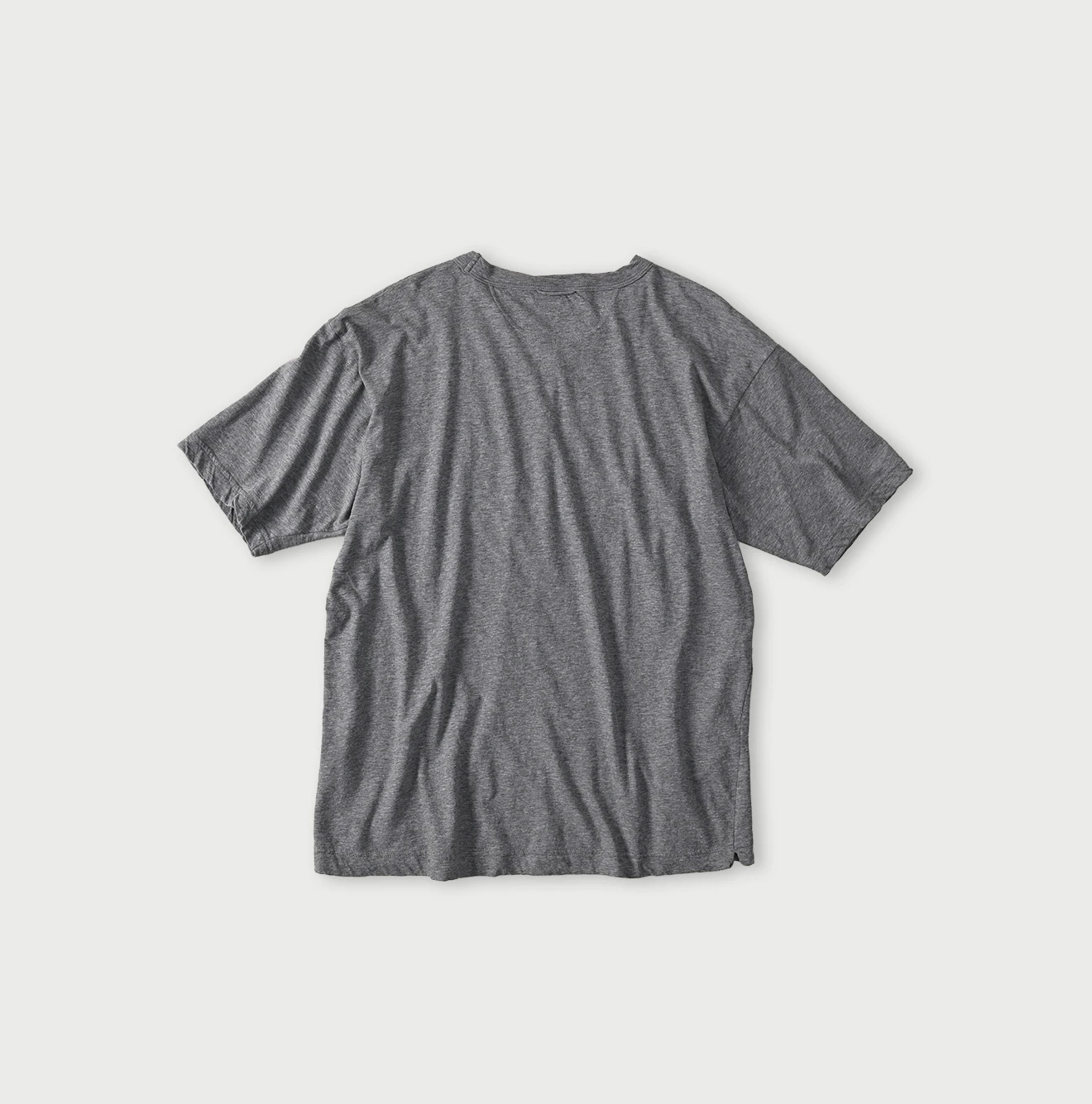 45R(フォーティファイブアール) |ガーゼ天竺の908浅VネックTシャツ