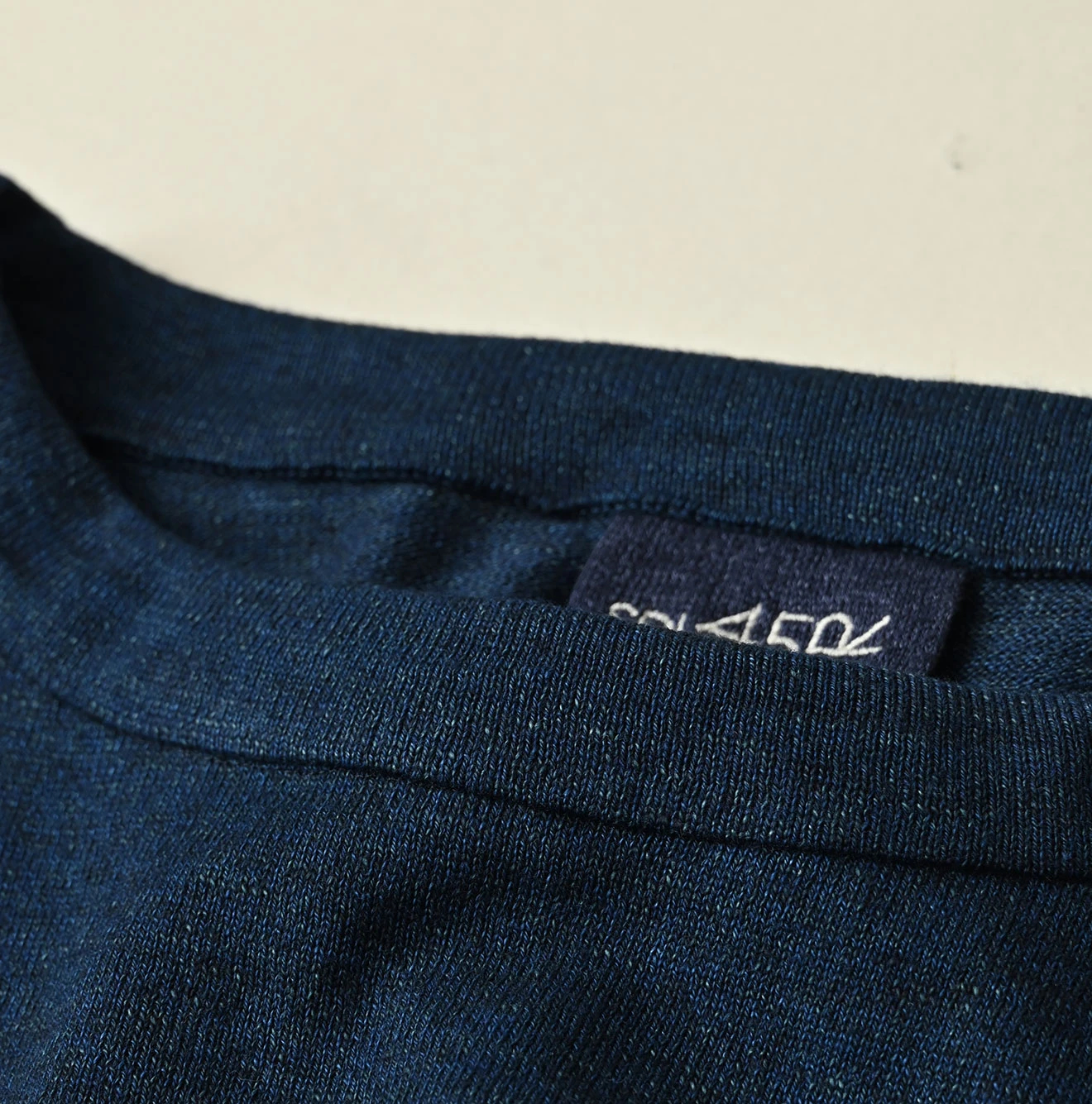 45R(フォーティファイブアール) |ポコッピージャカードの908Ｔシャツ（インディゴ）