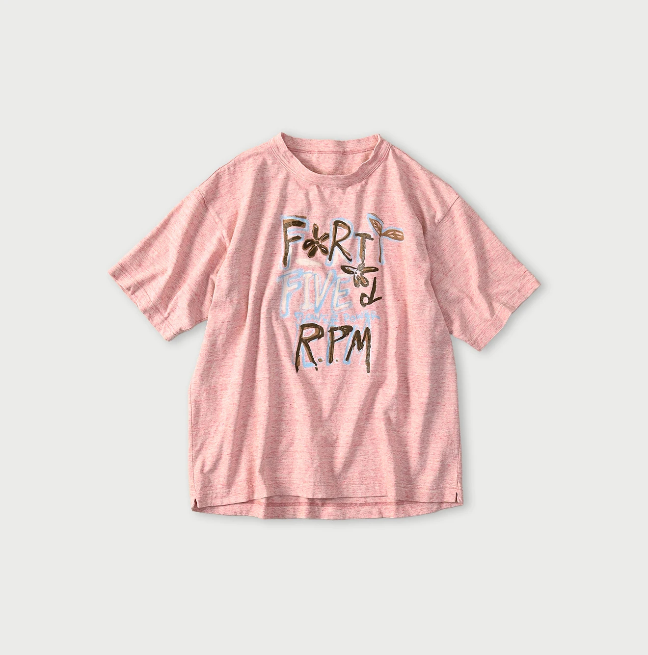 45R(フォーティファイブアール) |天竺ヒッピーフラワーロゴプリントの908オーシャンTシャツ（トップ）