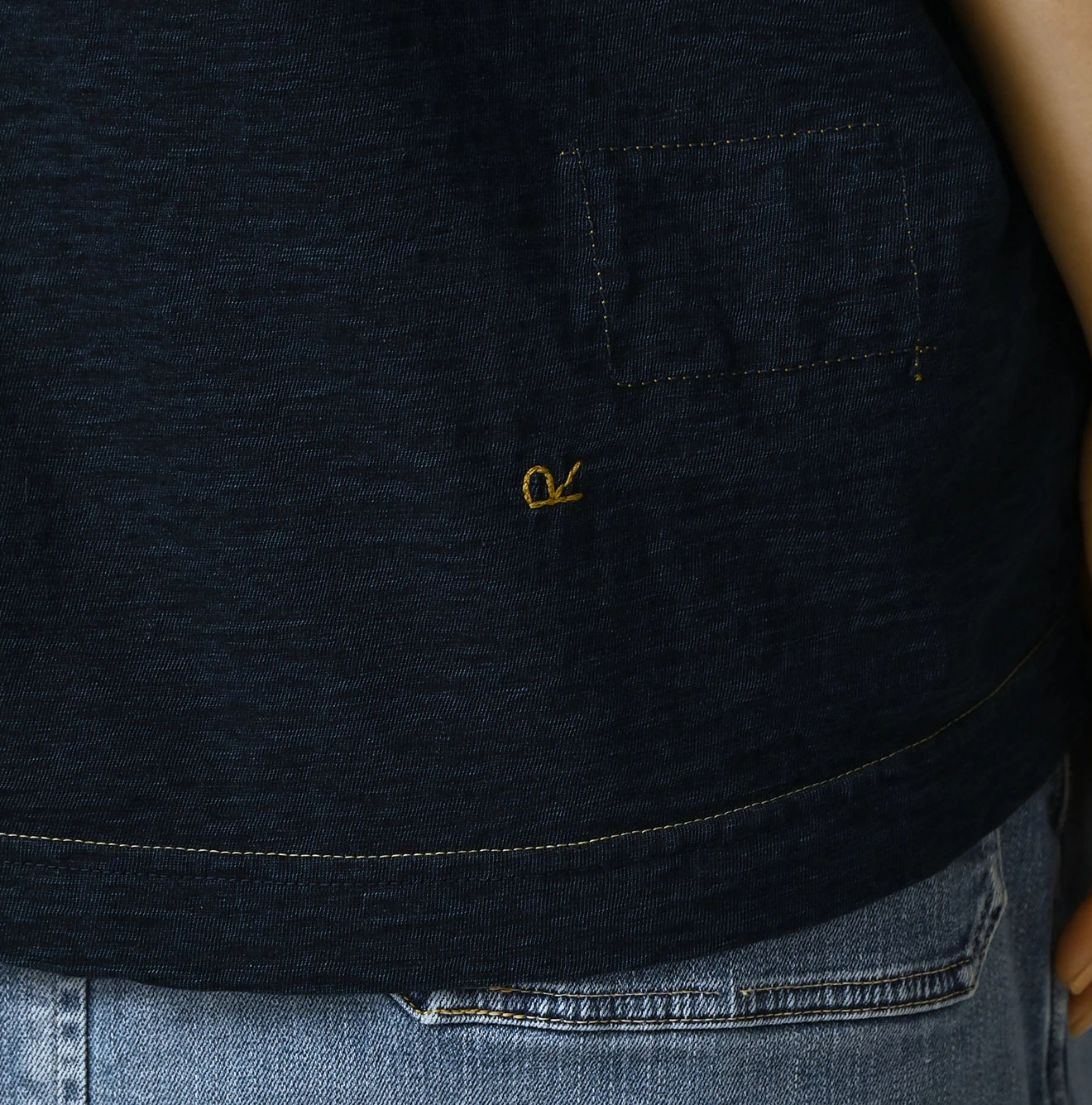 45R(フォーティファイブアール) |天竺ヒッピーフラワーロゴプリントの908オーシャンTシャツ（インディゴ）