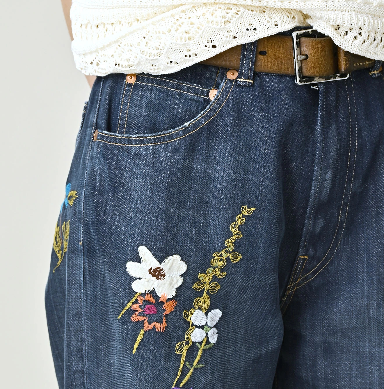 45R(フォーティファイブアール) |藍デニムのシャルロット5 遖加工（アネモネ刺繍）