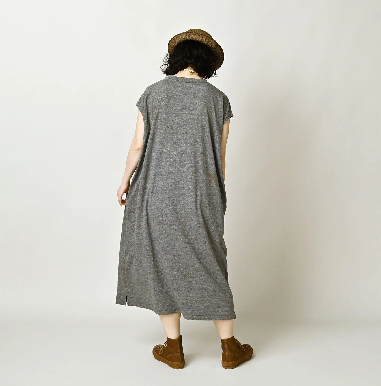 45R(フォーティファイブアール) |天竺ヒッピーフラワーカレッジプリントのMドレス（トップ）