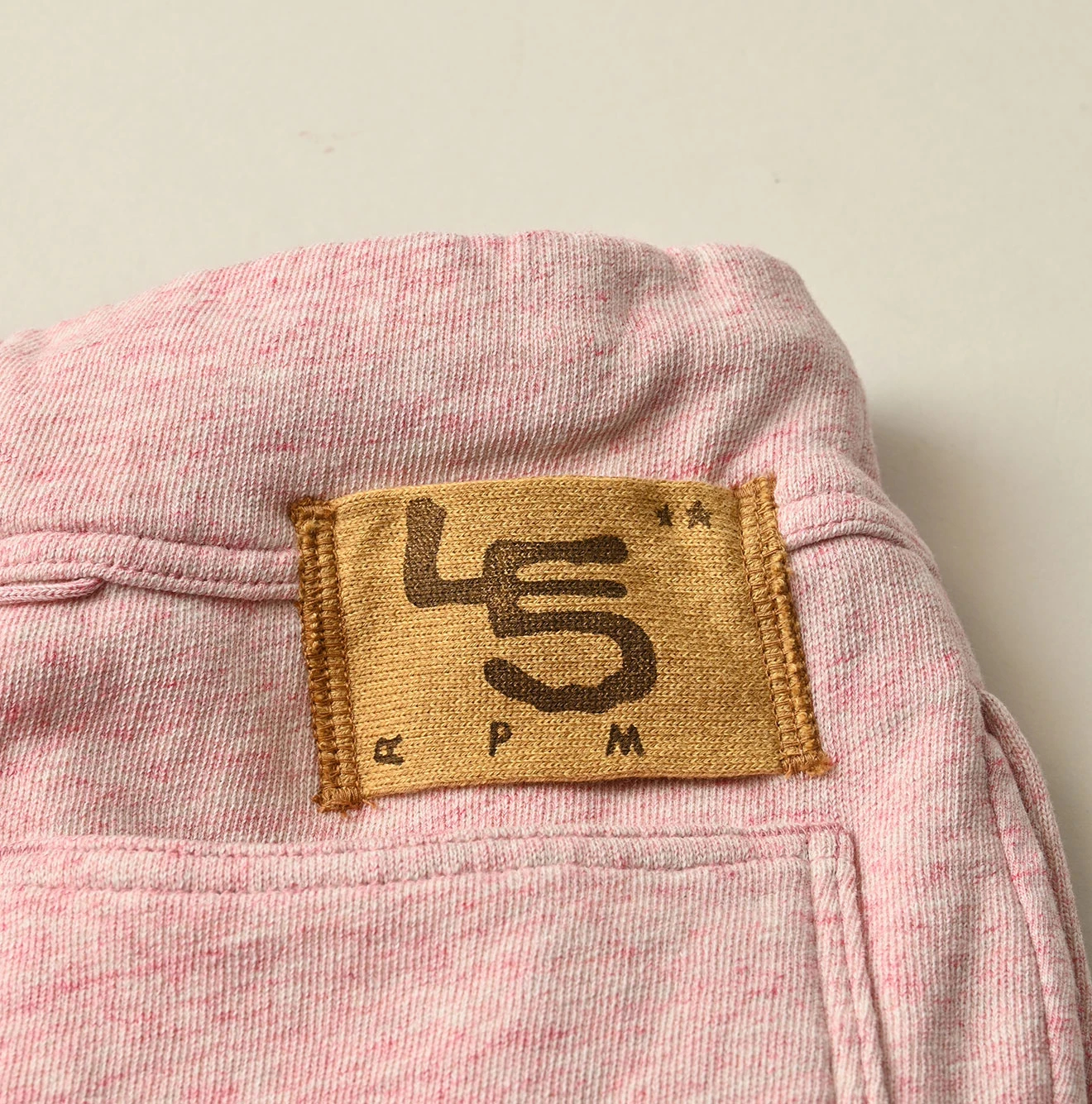 45R(フォーティファイブアール) |葉山ものがたり コノッキ君刺繍裏毛の908ブルショーツ（トップ）