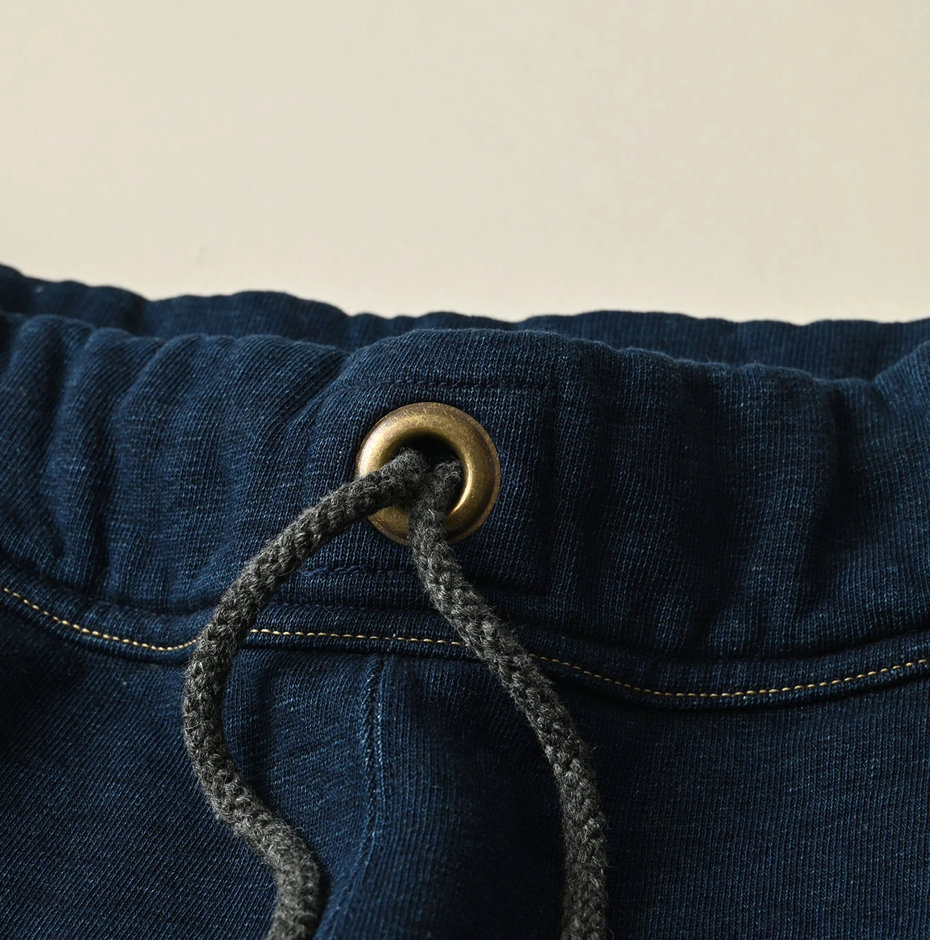 45R(フォーティファイブアール) |葉山ものがたり コノッキ君刺繍裏毛の908ブルショーツ（インディゴ）