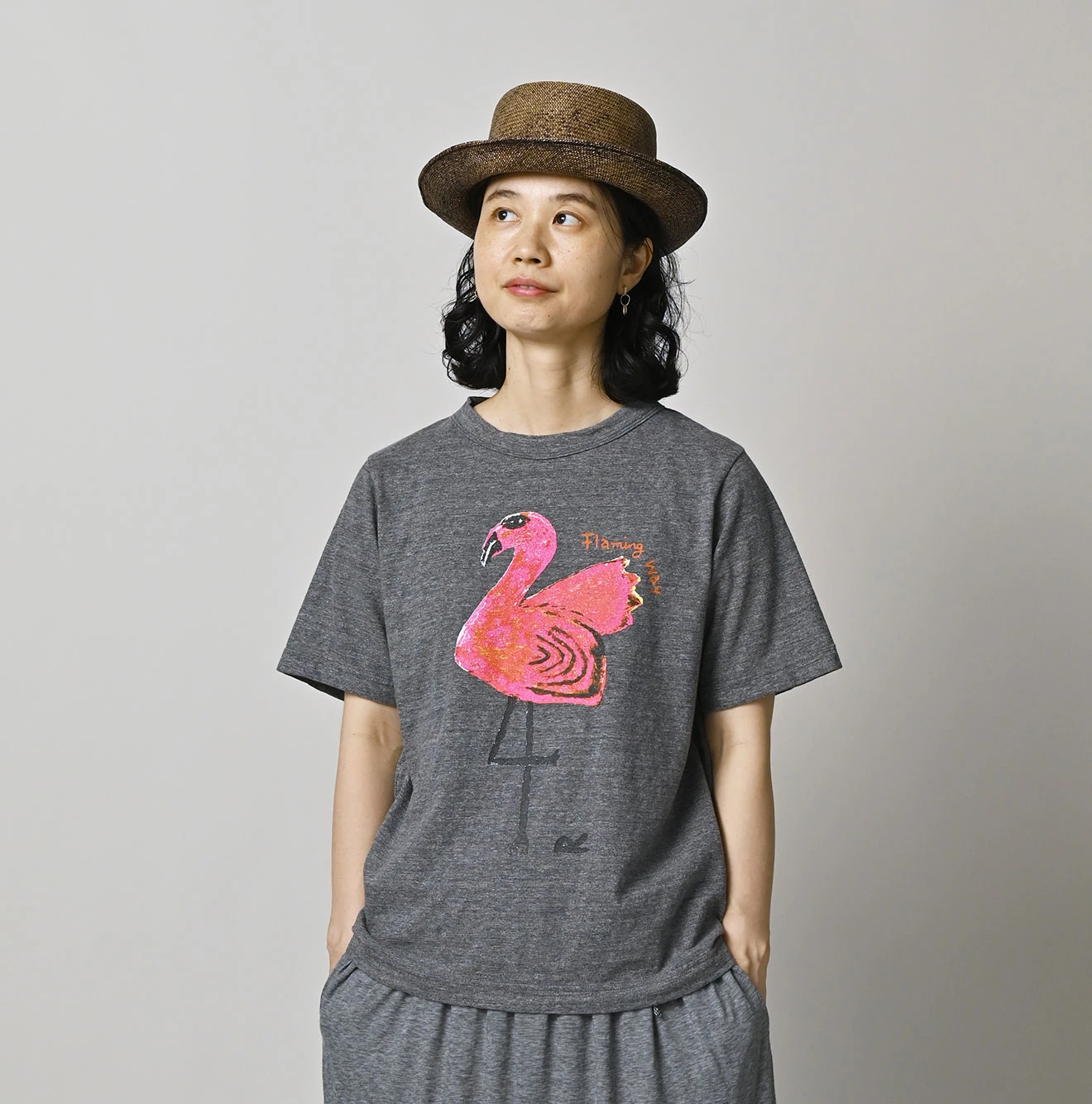 45R★ペーペーくんベタッチプリントの908Tシャツ 45R（フォーティファイブアール）| ベタッチフラミングウェイくん