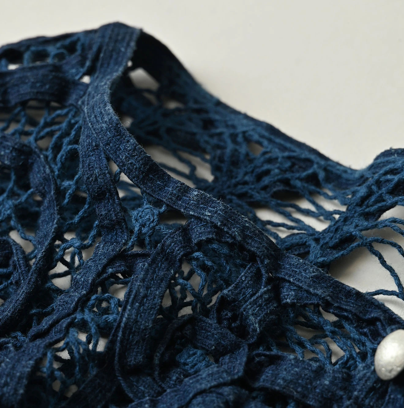 45R(フォーティファイブアール) |リネンリボンバテン刺繍のボレロ（藍）