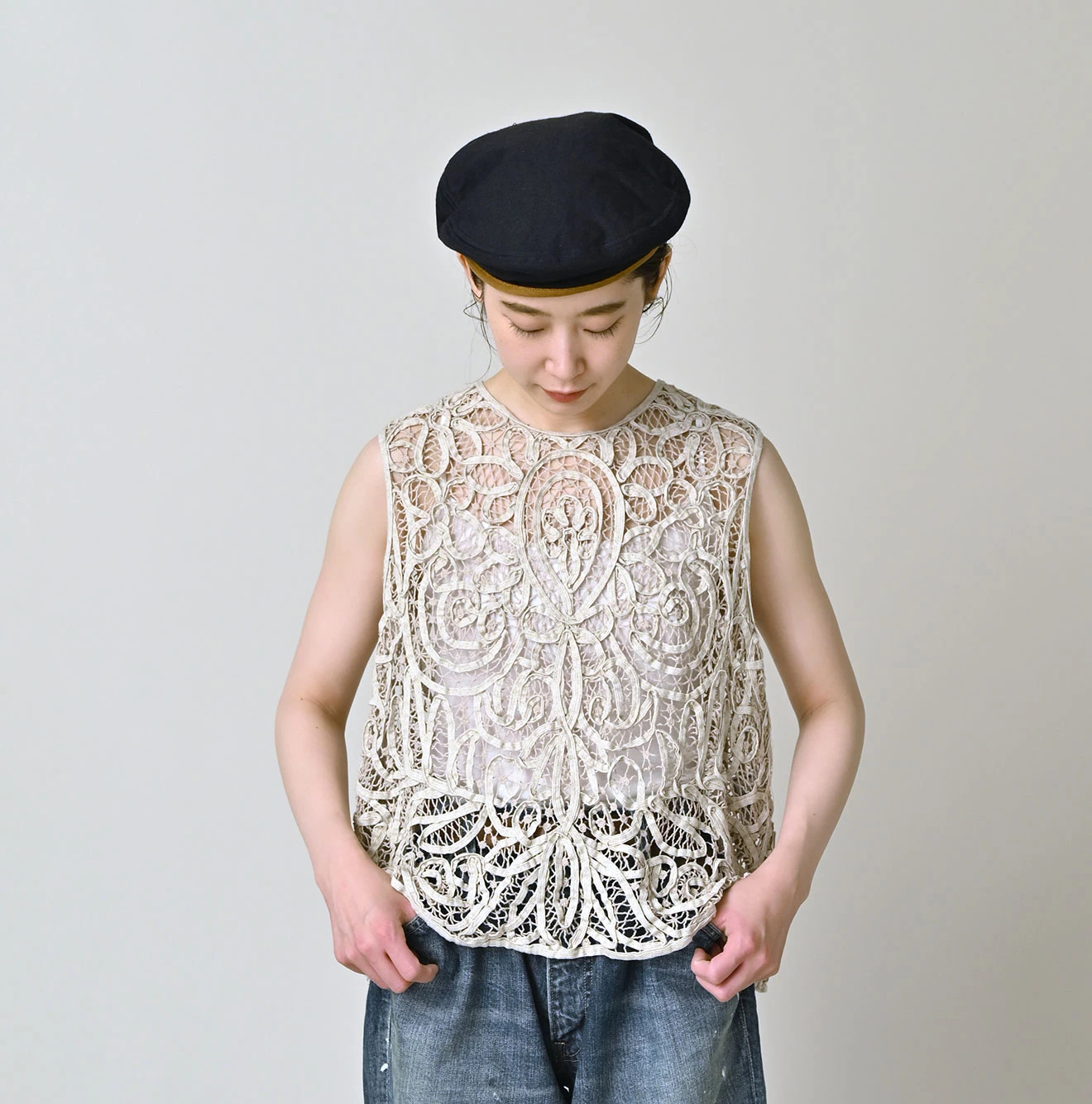 45R(フォーティファイブアール) |リネンリボンバテン刺繍のノースリーブトップ