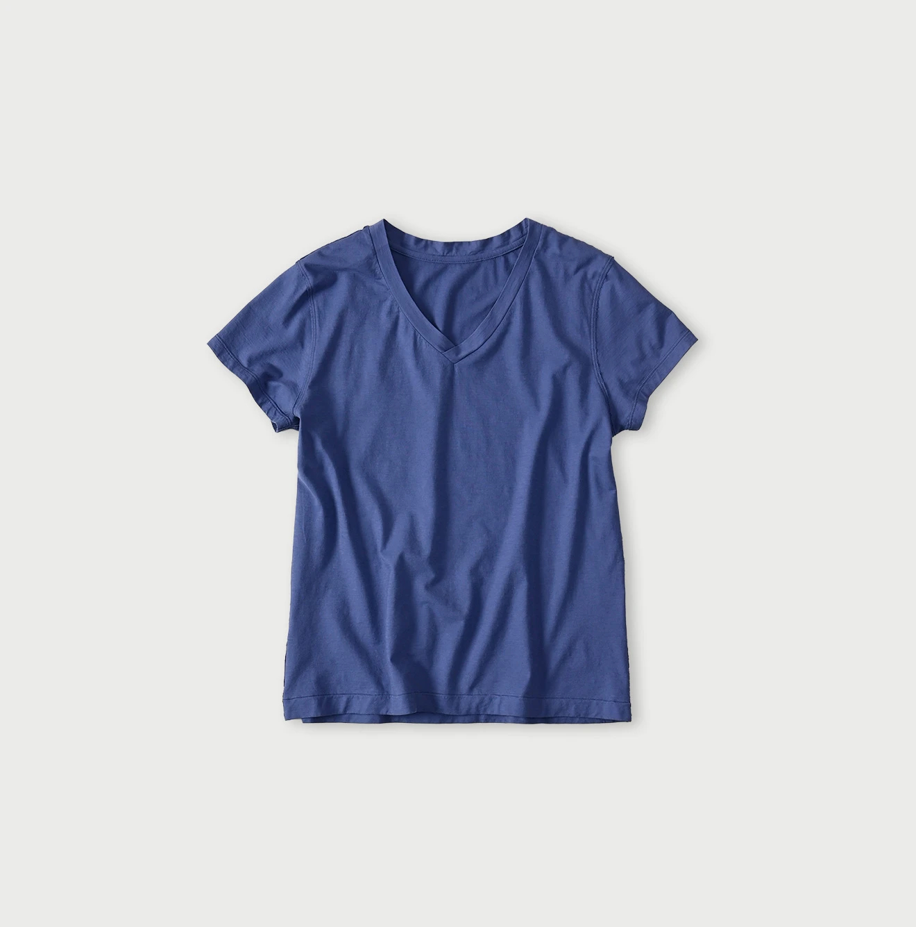 45R（フォーティファイブアール）| スーピマ薄天竺のVネックTシャツ