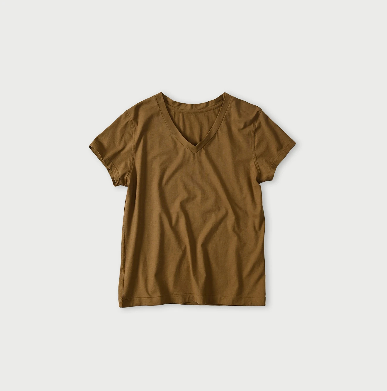 45R（フォーティファイブアール）| スーピマ薄天竺のVネックTシャツ