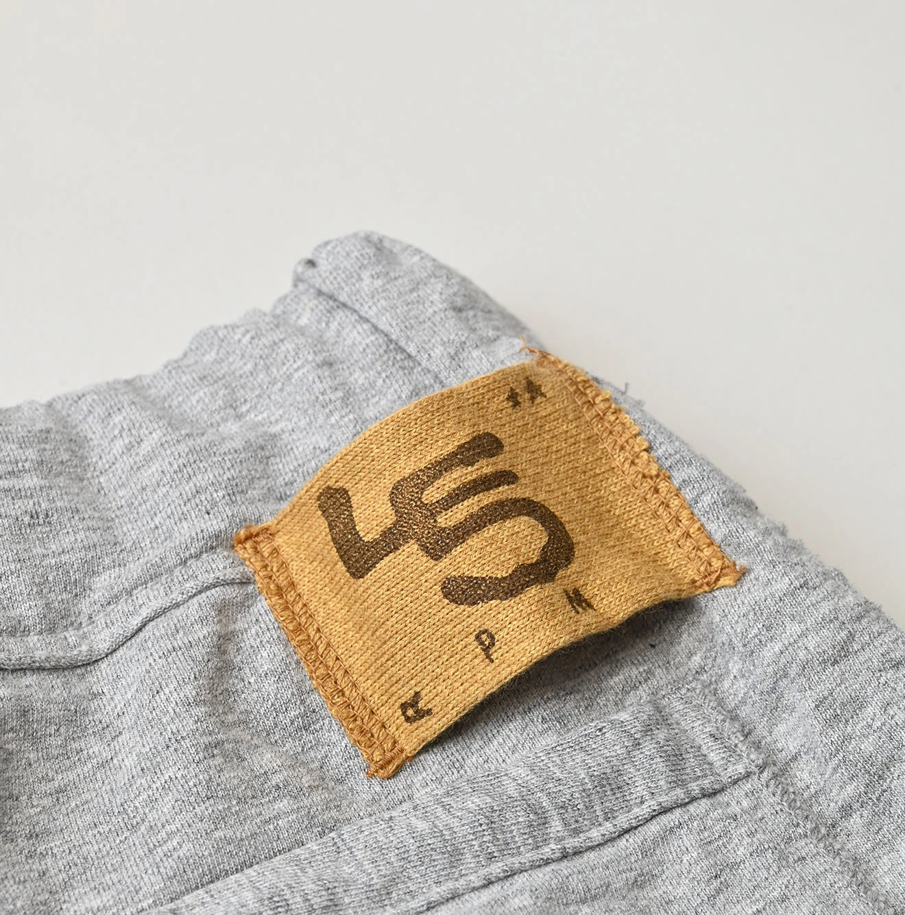 45R(フォーティファイブアール) |でこぼこ天竺の908ショートパンツ（トップ）