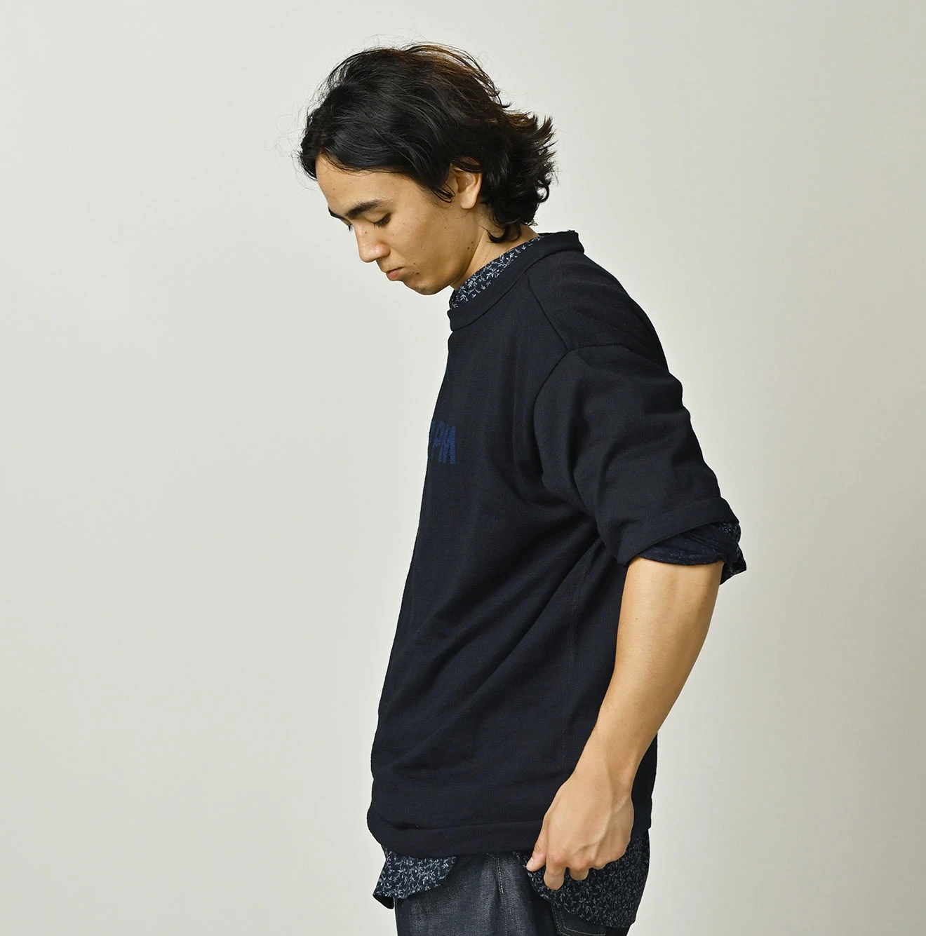 45R(フォーティファイブアール) |45PRMロゴジャカードニットソーの908海比古Tシャツ（インディゴ）