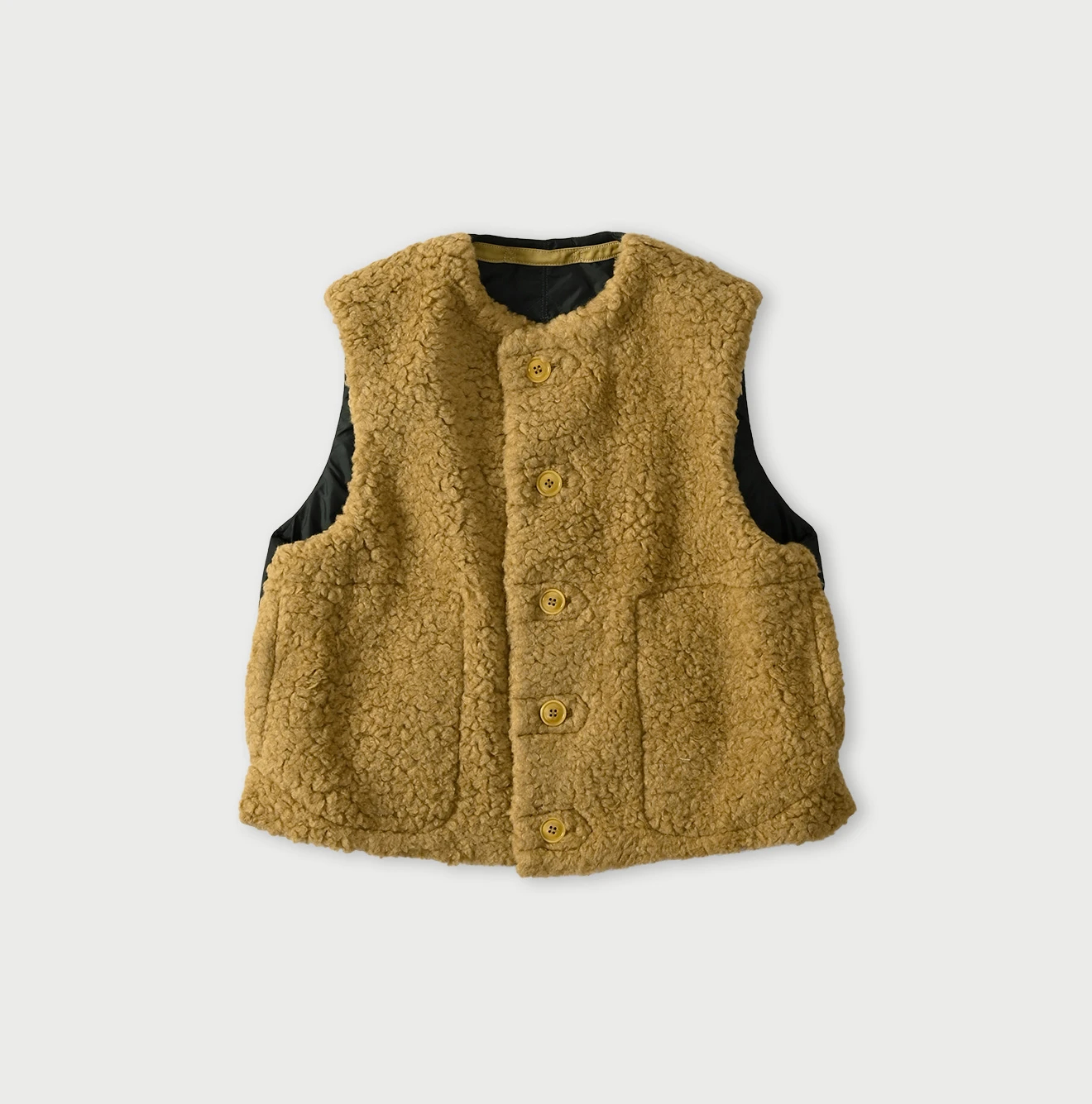 45R（フォーティファイブアール）| ウールボア×ナイロンのベスト Vest