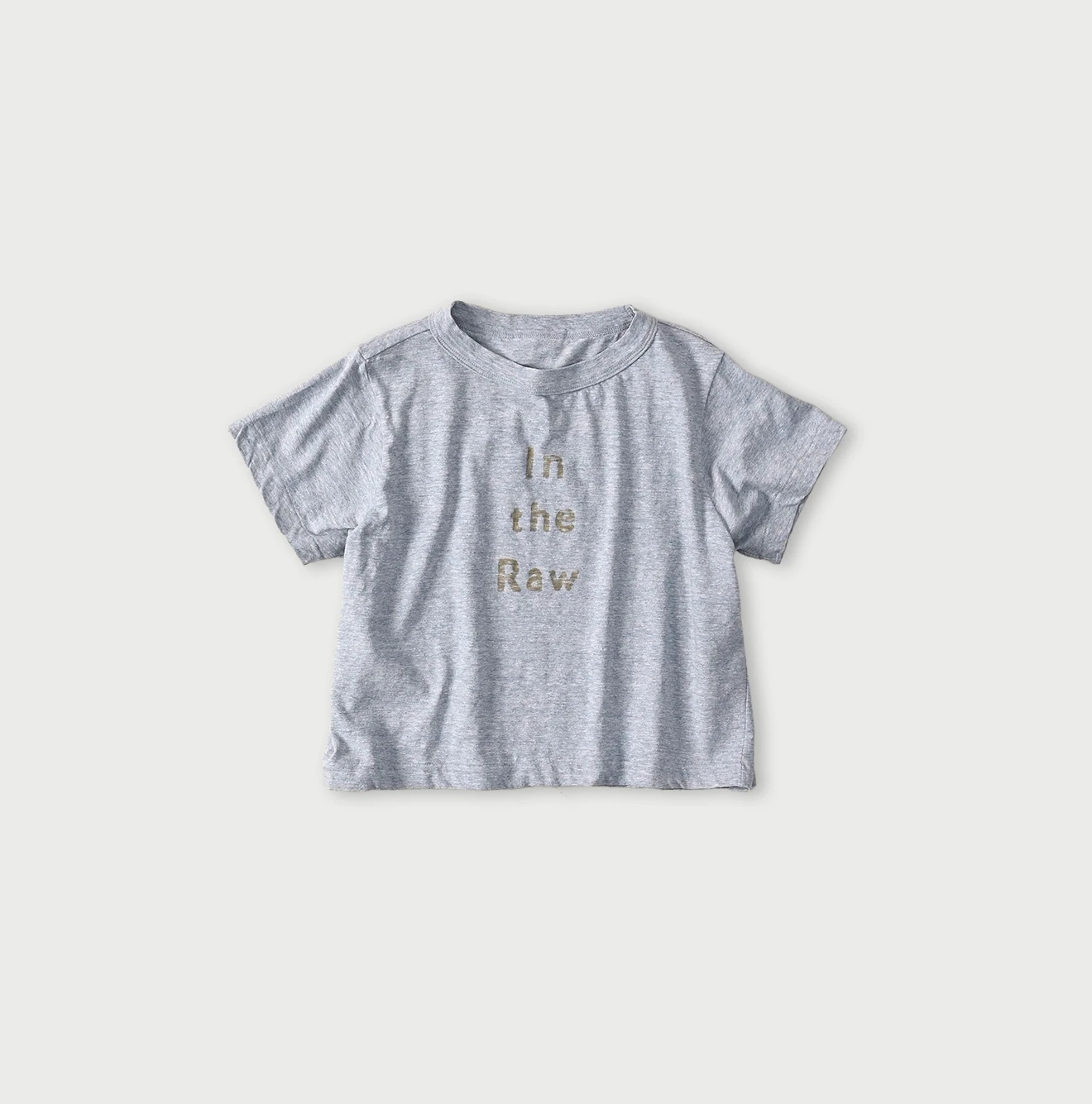45R(フォーティファイブアール) |In the Rawプリントのチビ比女Tシャツ（トップ）