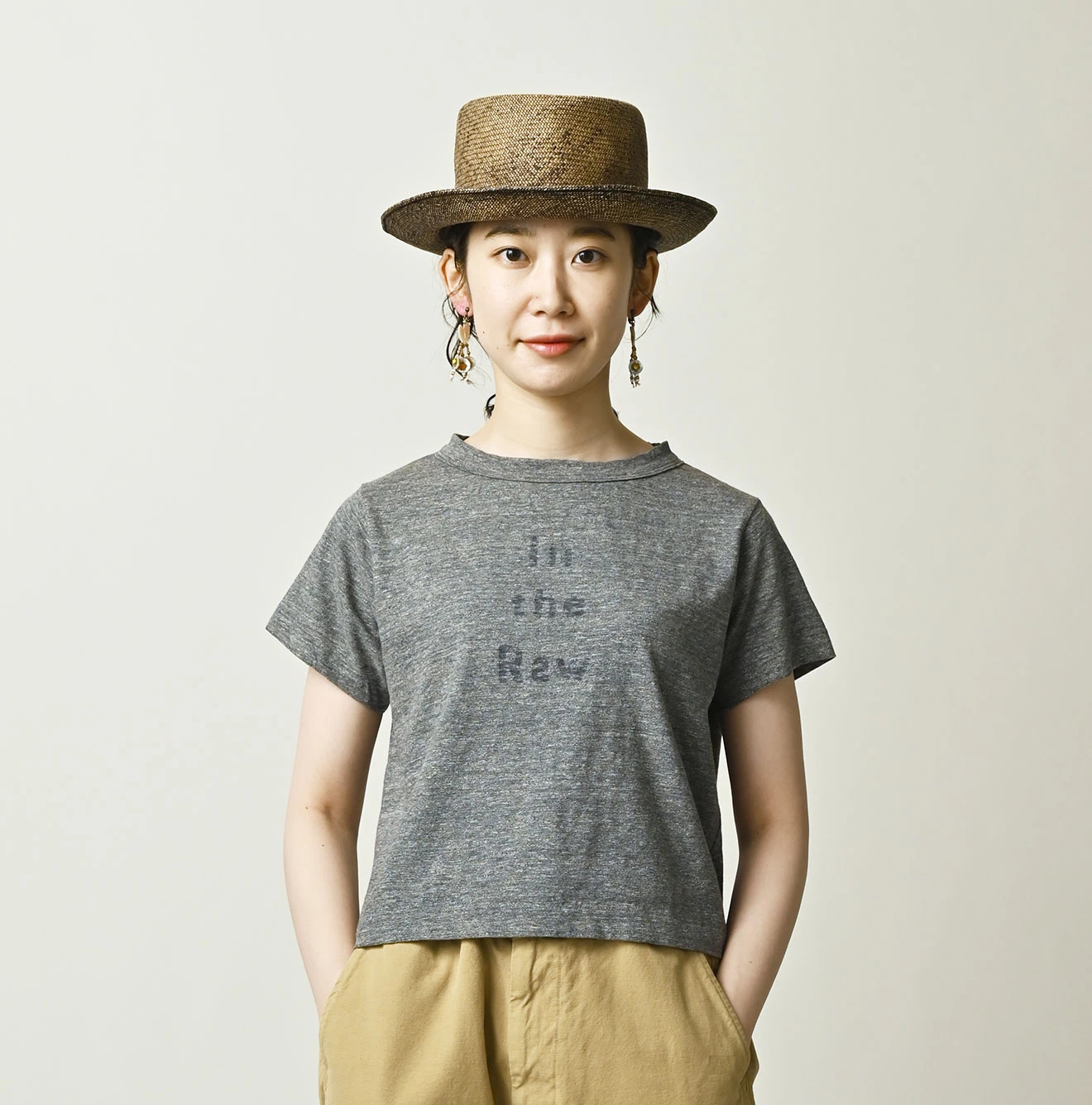 45R(フォーティファイブアール) |In the Rawプリントのチビ比女Tシャツ（トップ）