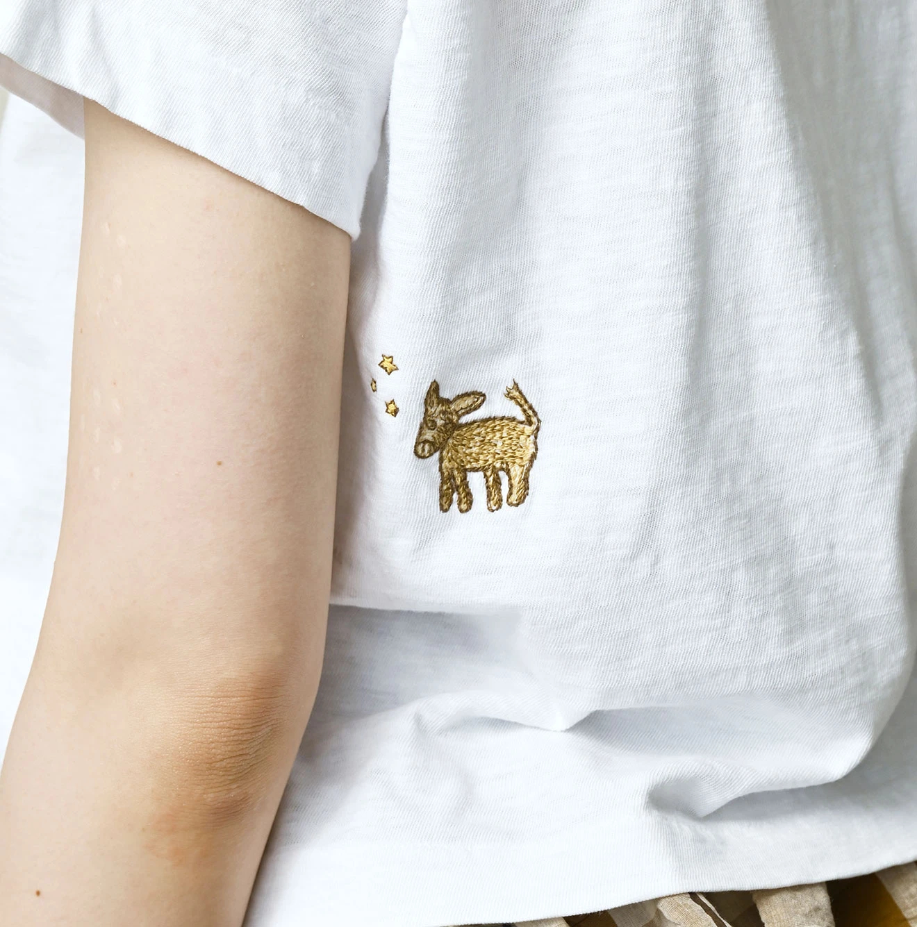 45R(フォーティファイブアール) |ドンキーくん刺繍のチビ比女ロゴTシャツ