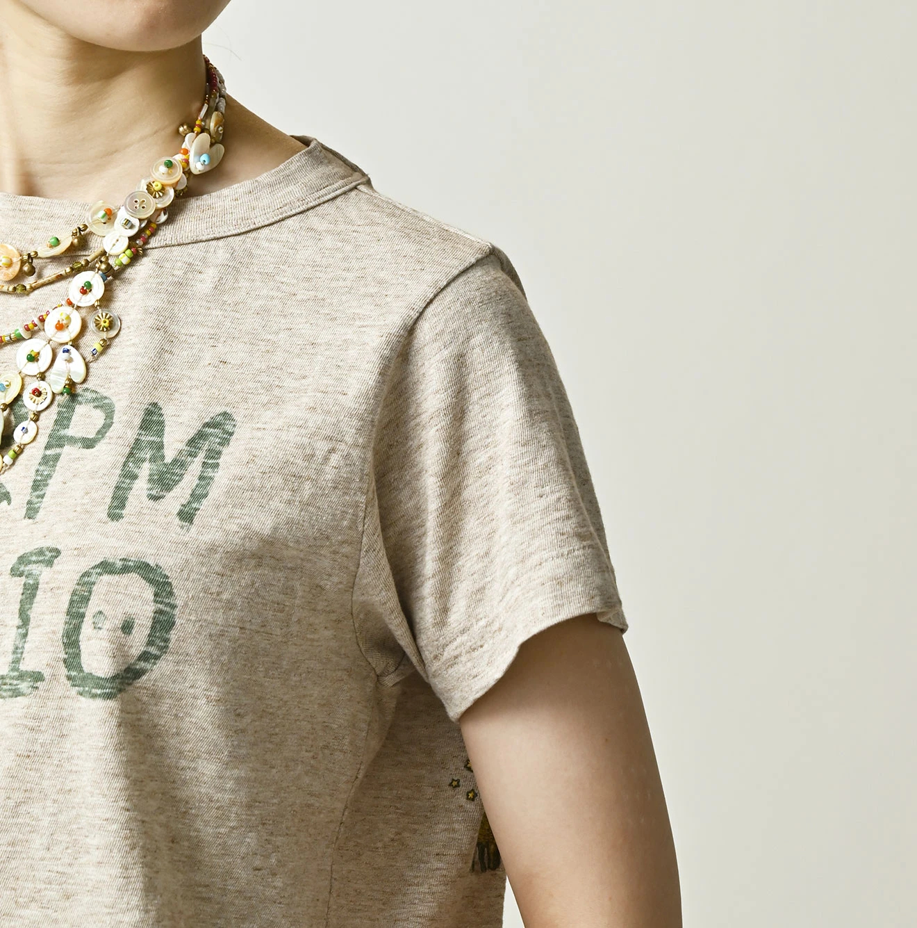 45R(フォーティファイブアール) |ドンキーくん刺繍のチビ比女ロゴTシャツ（トップ）