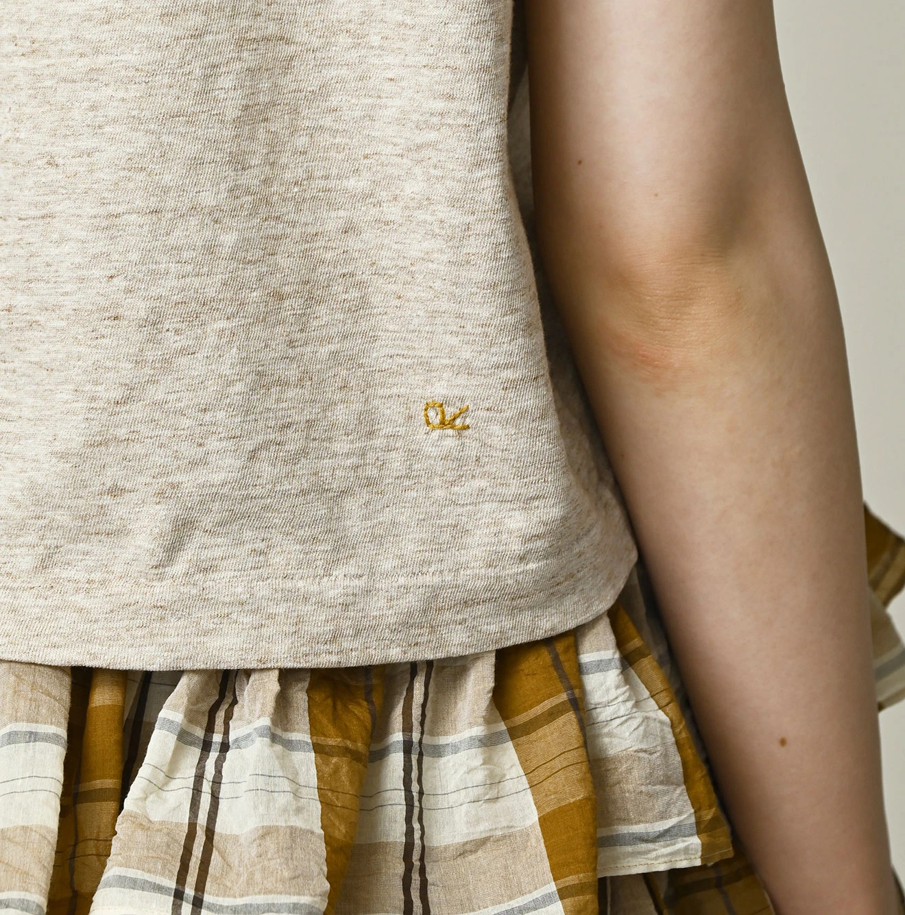 45R(フォーティファイブアール) |ドンキーくん刺繍のチビ比女ロゴTシャツ（トップ）