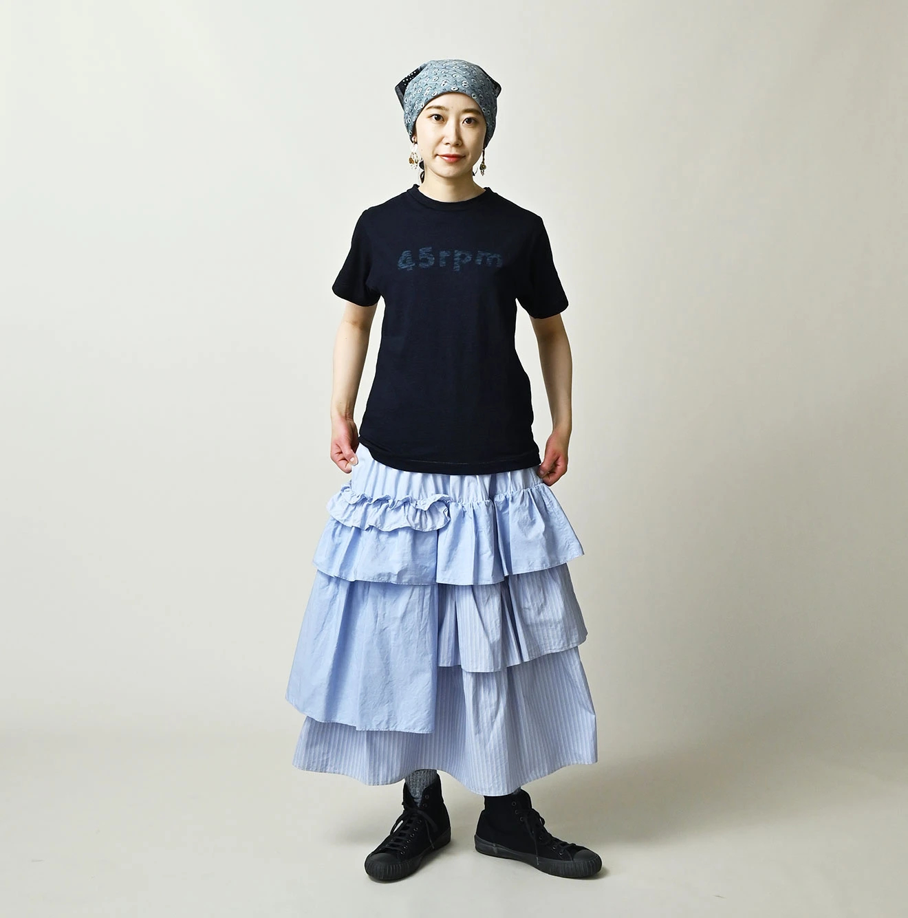 45R(フォーティファイブアール) |マルフツラロゴプリントの908竹比古Tシャツ（インディゴ）