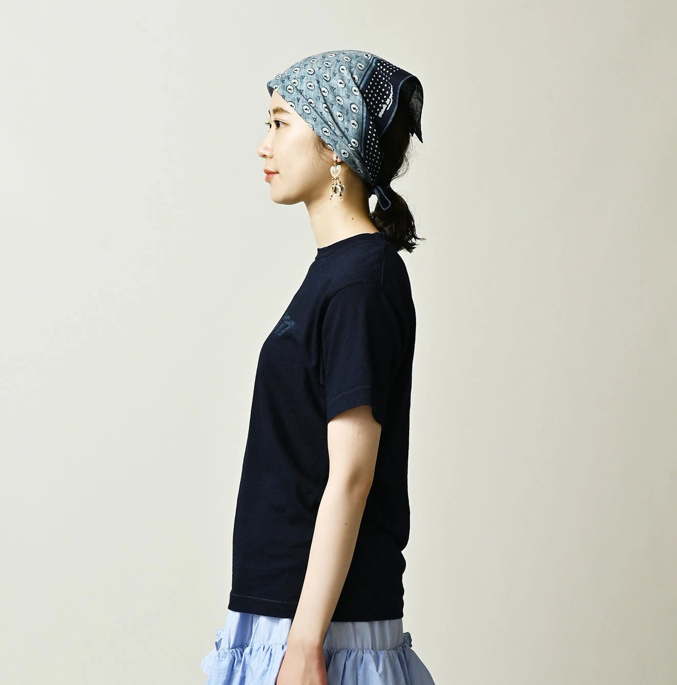 45R(フォーティファイブアール) |マルフツラロゴプリントの908竹比古Tシャツ（インディゴ）