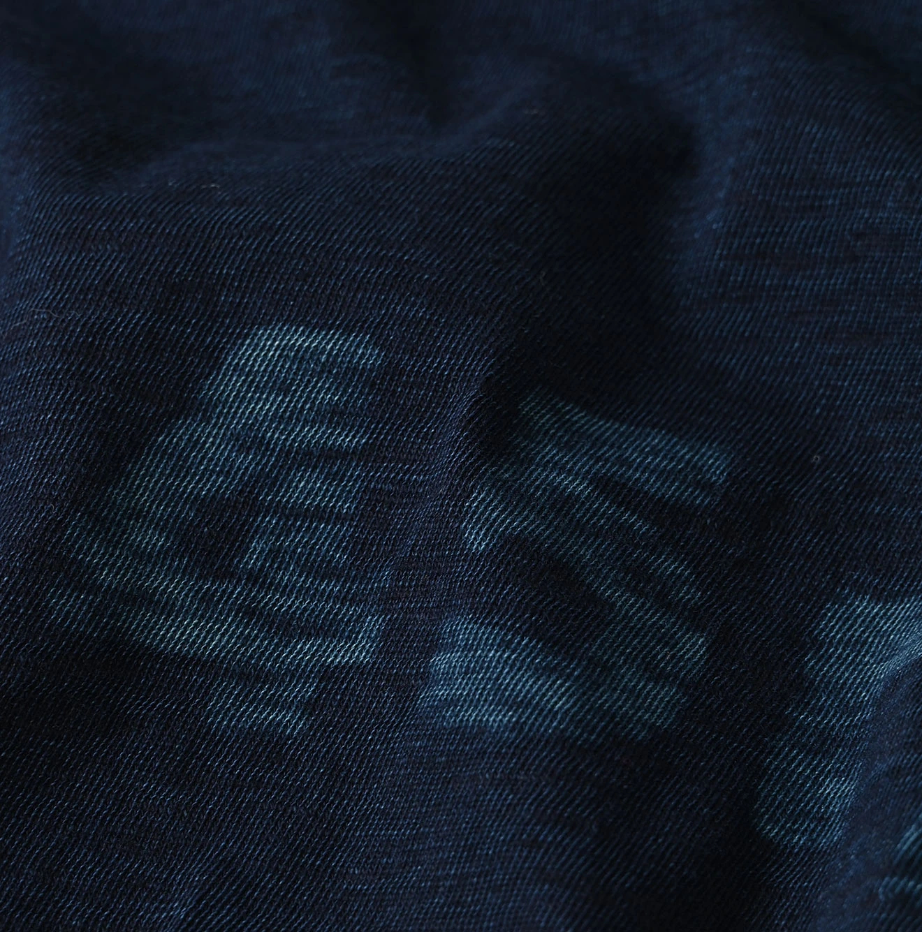 45R(フォーティファイブアール) |マルフツラロゴプリントの908竹比古Tシャツ（インディゴ）