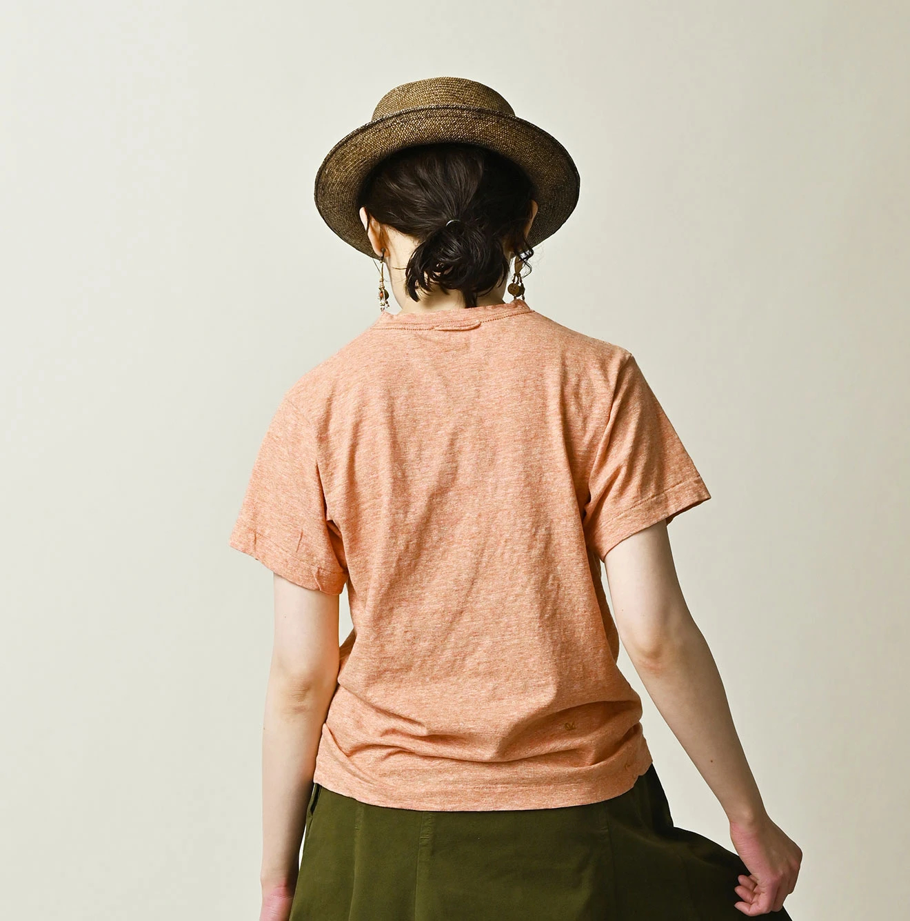 45R(フォーティファイブアール) |マルフツラロゴプリントの908竹比古Tシャツ（トップ）