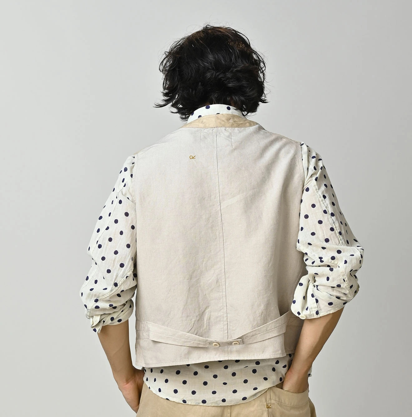 45R（フォーティファイブアール）| リネンサテンの908ベスト Vest