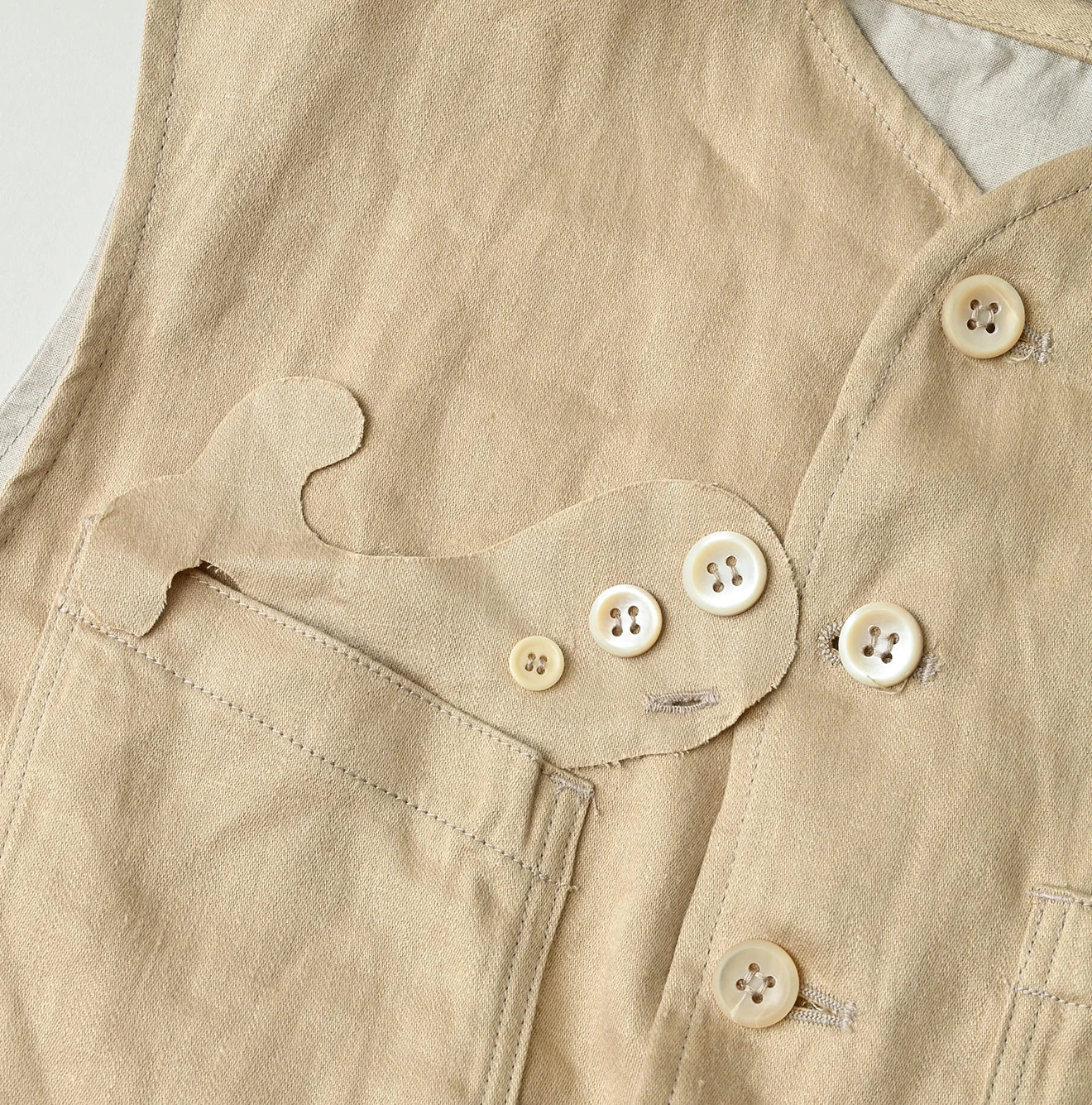 45R（フォーティファイブアール）| リネンサテンの908ベスト Vest