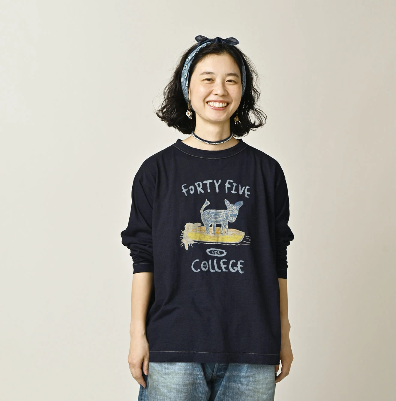 45R(フォーティファイブアール) |ドンキーカレッジプリントの908長袖Tシャツ（インディゴ）