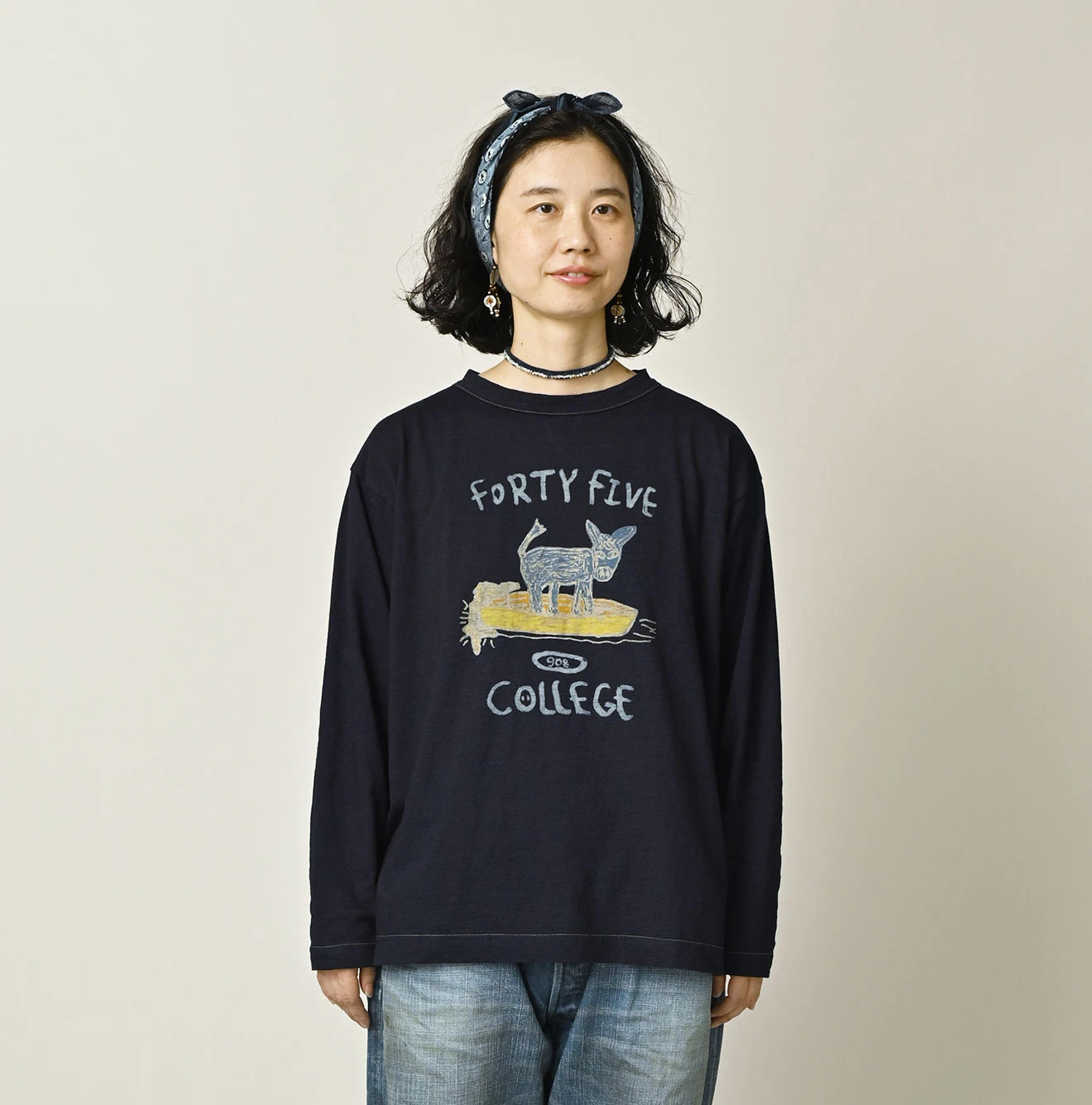 45R(フォーティファイブアール) |ドンキーカレッジプリントの908長袖Tシャツ（インディゴ）