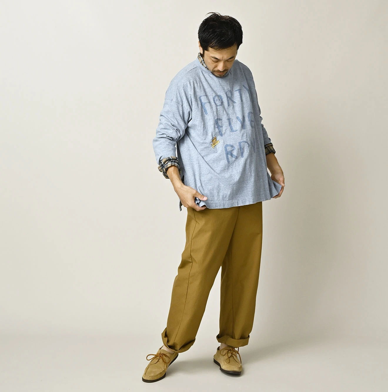 45R(フォーティファイブアール) |ビッグドンキーロゴプリント刺繍の908ビッグスリット比古Tシャツ（トップ）