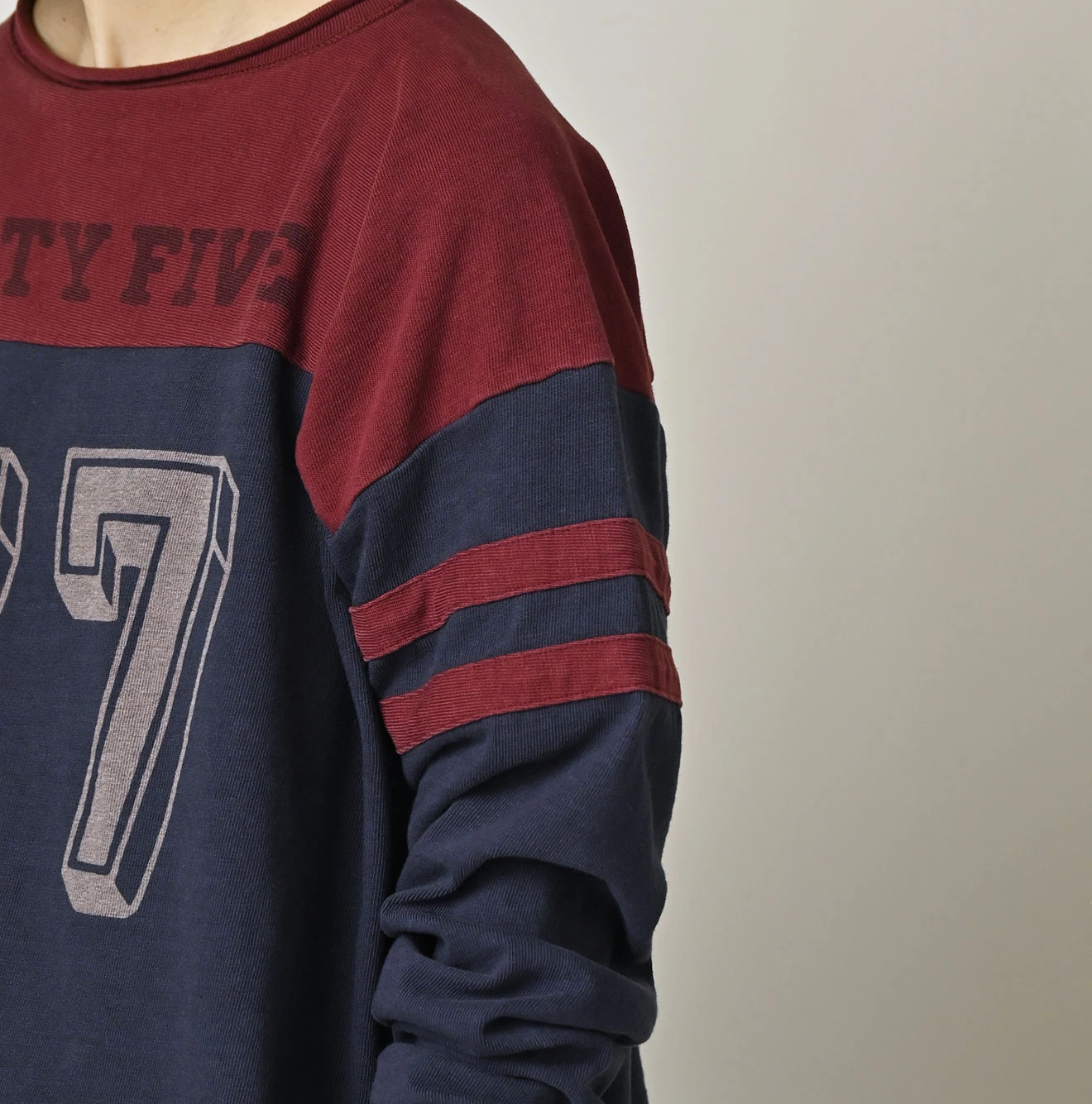 45R(フォーティファイブアール) |天竺の908フットボールTシャツ