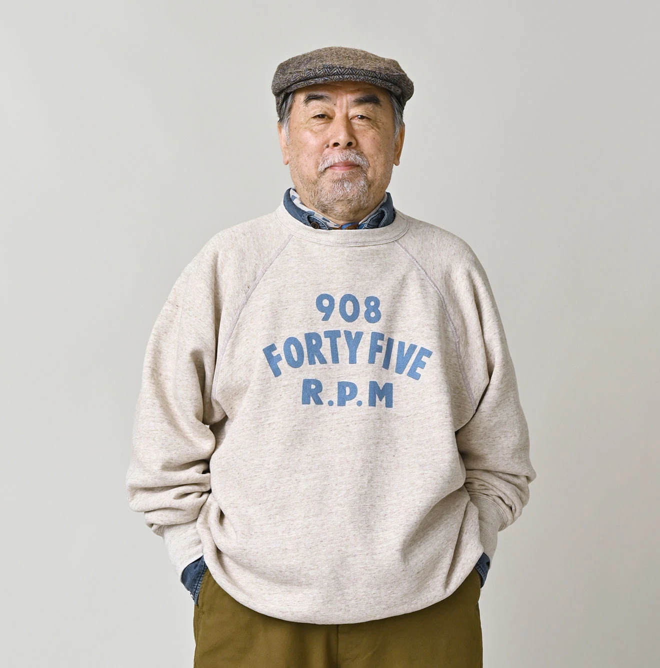 45R(フォーティファイブアール) |ロゴプリント裏毛の908スウェット（トップ）