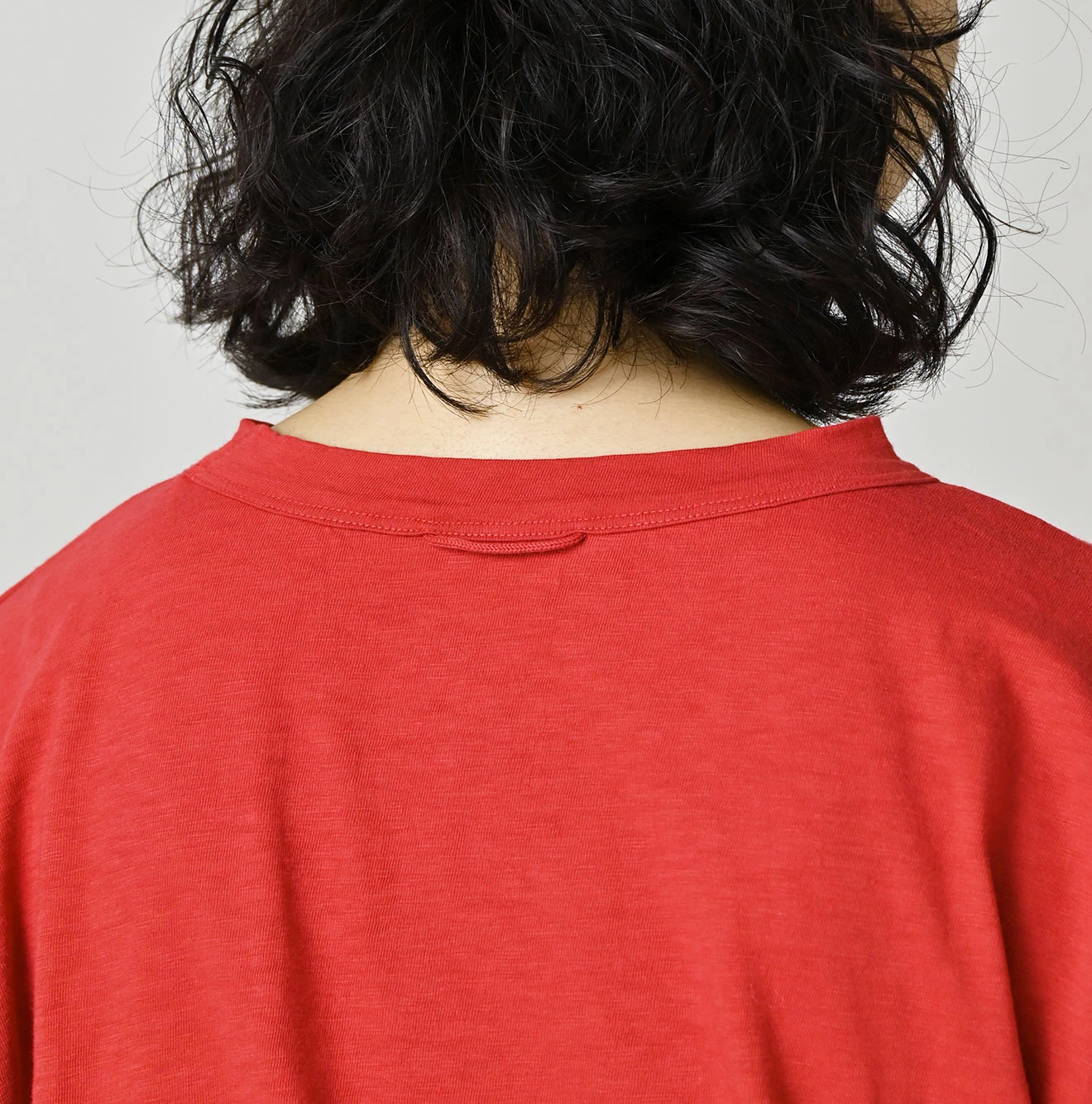 45R(フォーティファイブアール) |ロゴプリントの908長袖海比古Tシャツ