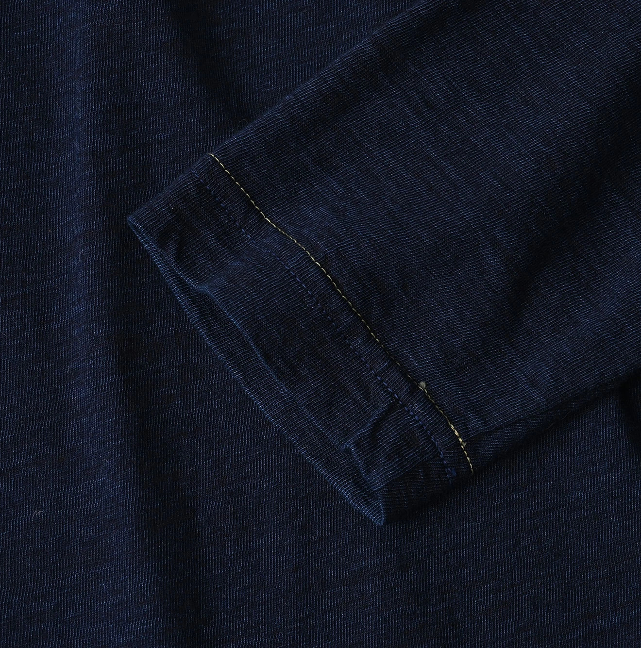 45R(フォーティファイブアール) |ロゴプリントの908長袖海比古Tシャツ（インディゴ）