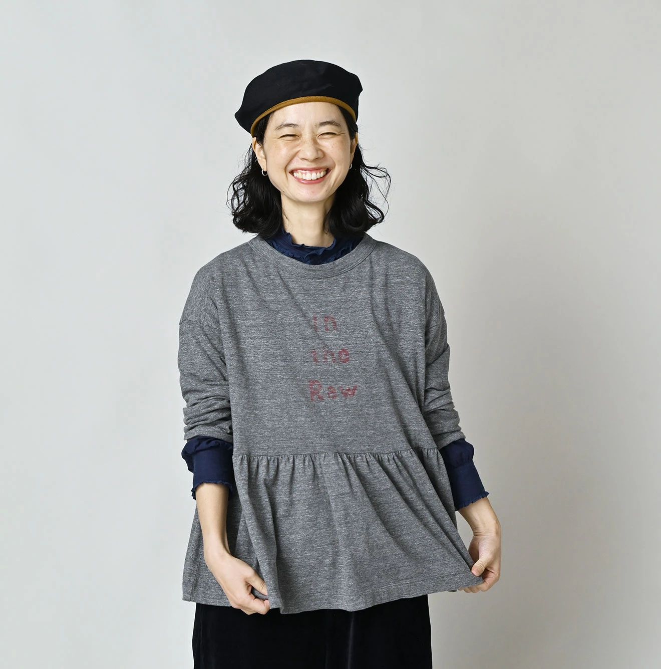 45R(フォーティファイブアール) |In the rawプリントのギャザーM比女Tシャツ（トップ）