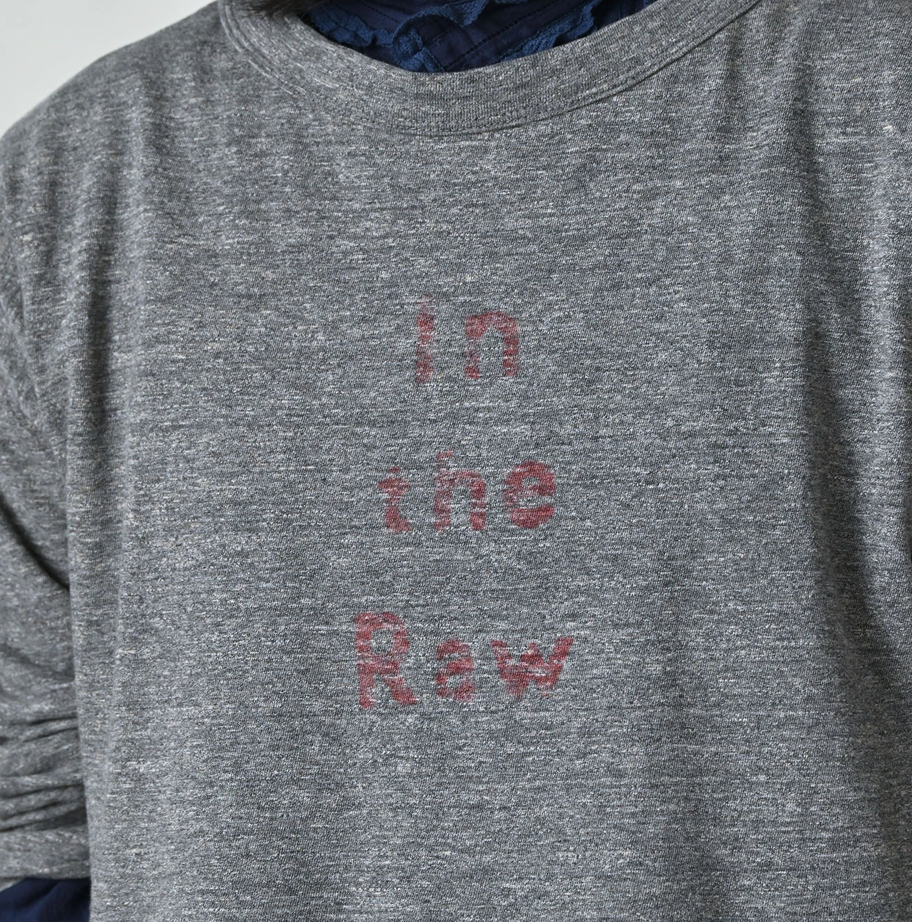 45R(フォーティファイブアール) |In the rawプリントのギャザーM比女Tシャツ（トップ）