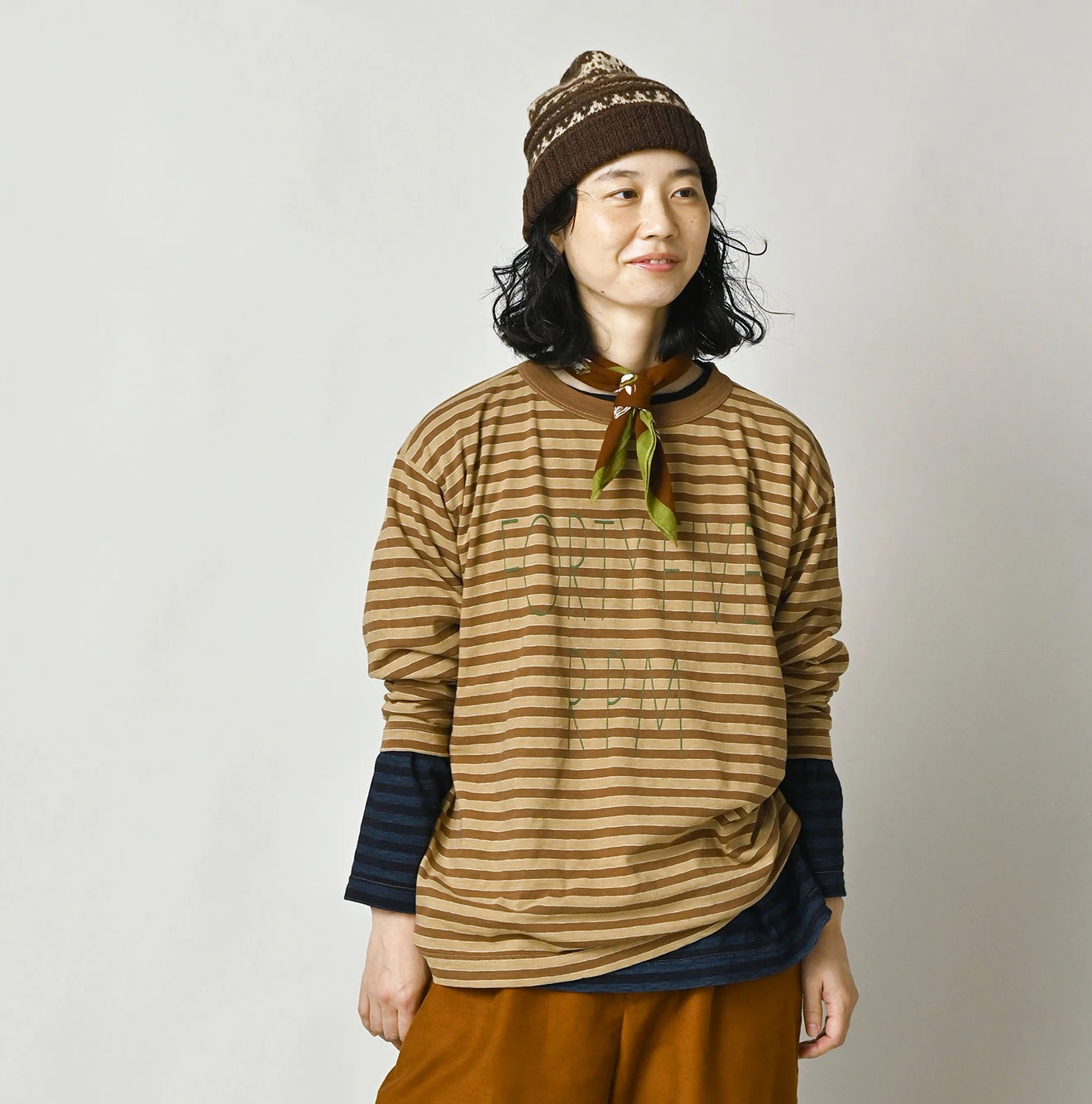 45R(フォーティファイブアール) |ボーダーロゴプリントの908長袖海比古Tシャツ