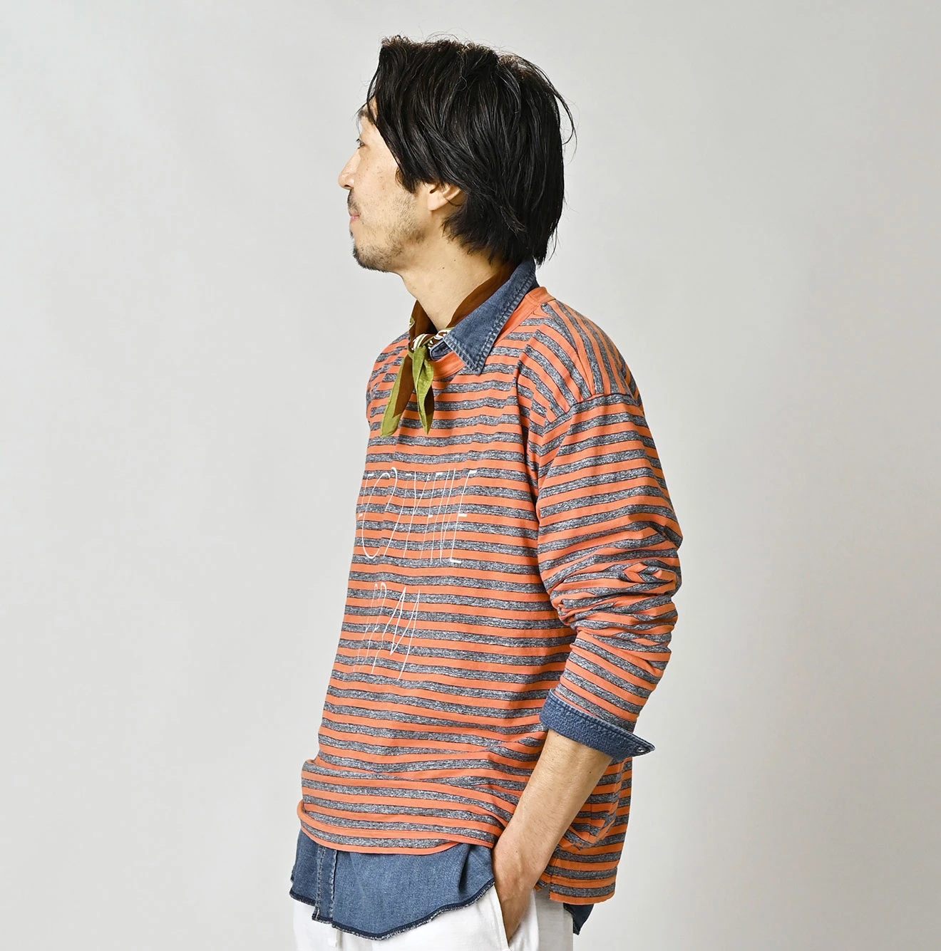 45R(フォーティファイブアール) |ボーダーロゴプリントの908長袖海比古Tシャツ（トップ）