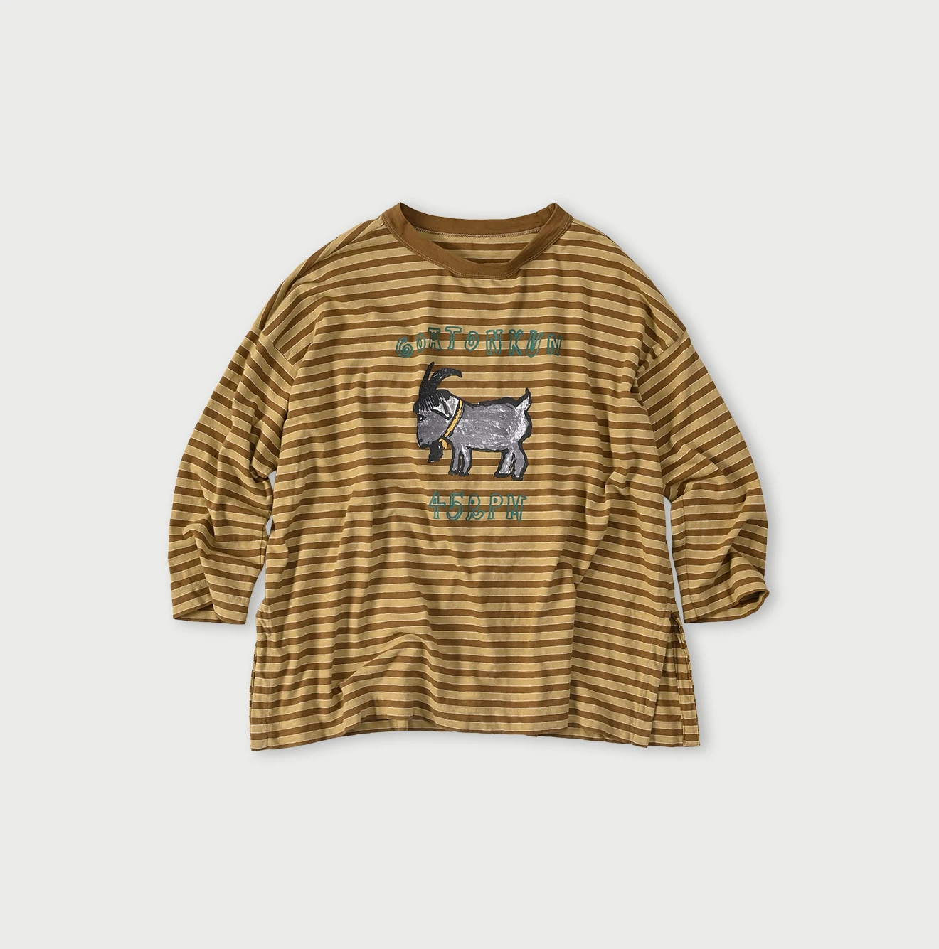 45R(フォーティファイブアール) |ボーダーベタッチゴートンくんプリントの908ビッグスリット比古Tシャツ